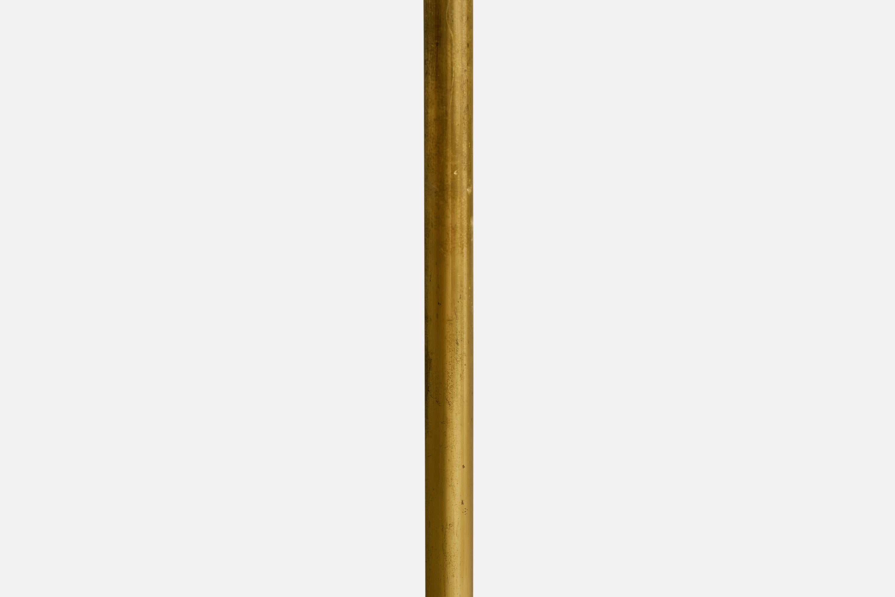 Ottone Lampada da terra di design svedese, ottone, rattan, Svezia, anni '1940 in vendita