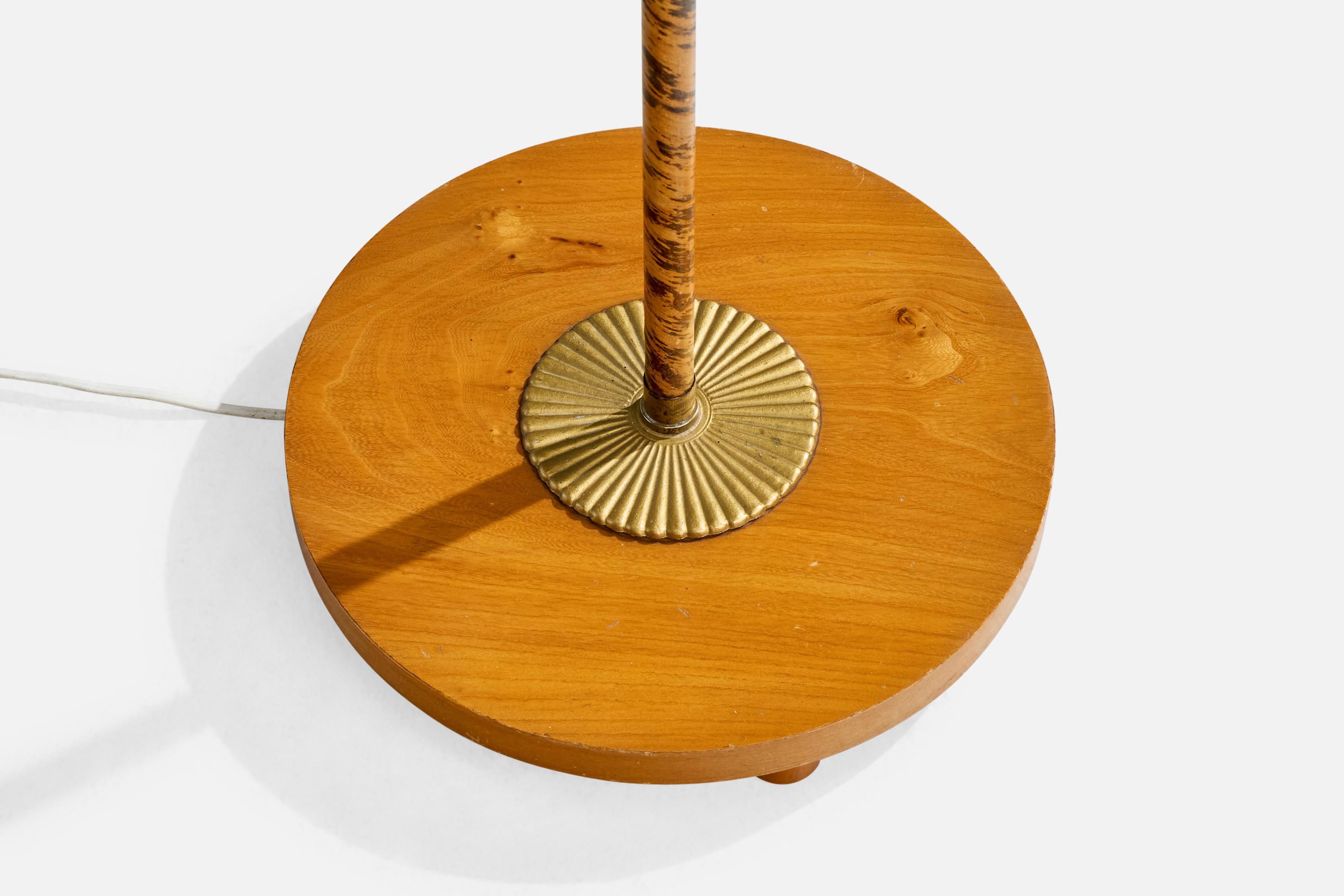 Schwedische Designerin, Stehlampe, Messing, Holz, Stoff, Schweden, 1930er Jahre im Angebot 6