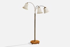 Lampada da terra di design svedese, ottone, legno, tessuto, Svezia, anni '40