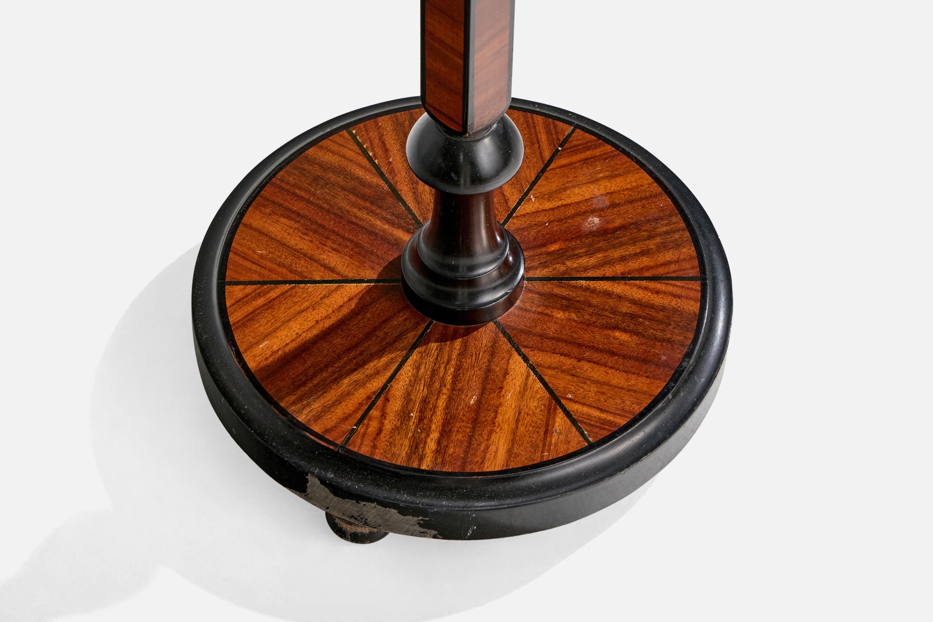 Designer suédois, lampadaire, laiton, bois, rotin, Suède, années 1930 en vente 2