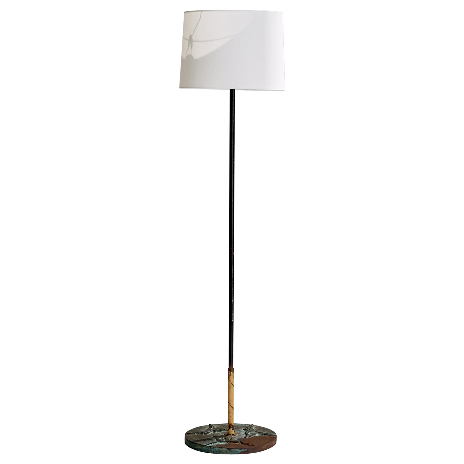 Lampada da terra di design svedese, bronzo, metallo, tessuto, Svezia, anni '30