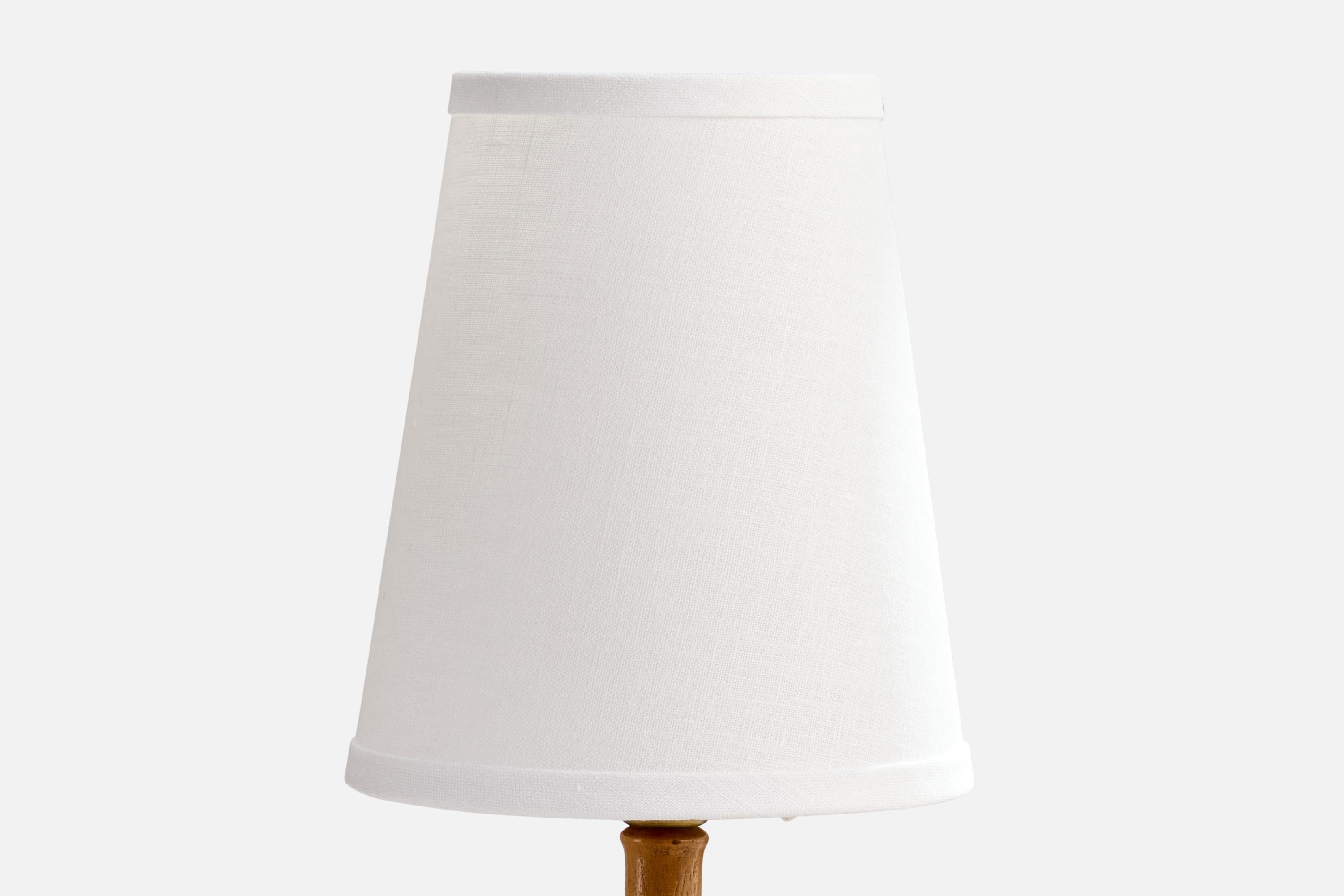 Designer suédois, lampadaire, chêne, laiton, tissu, Suède, années 1940 en vente 1