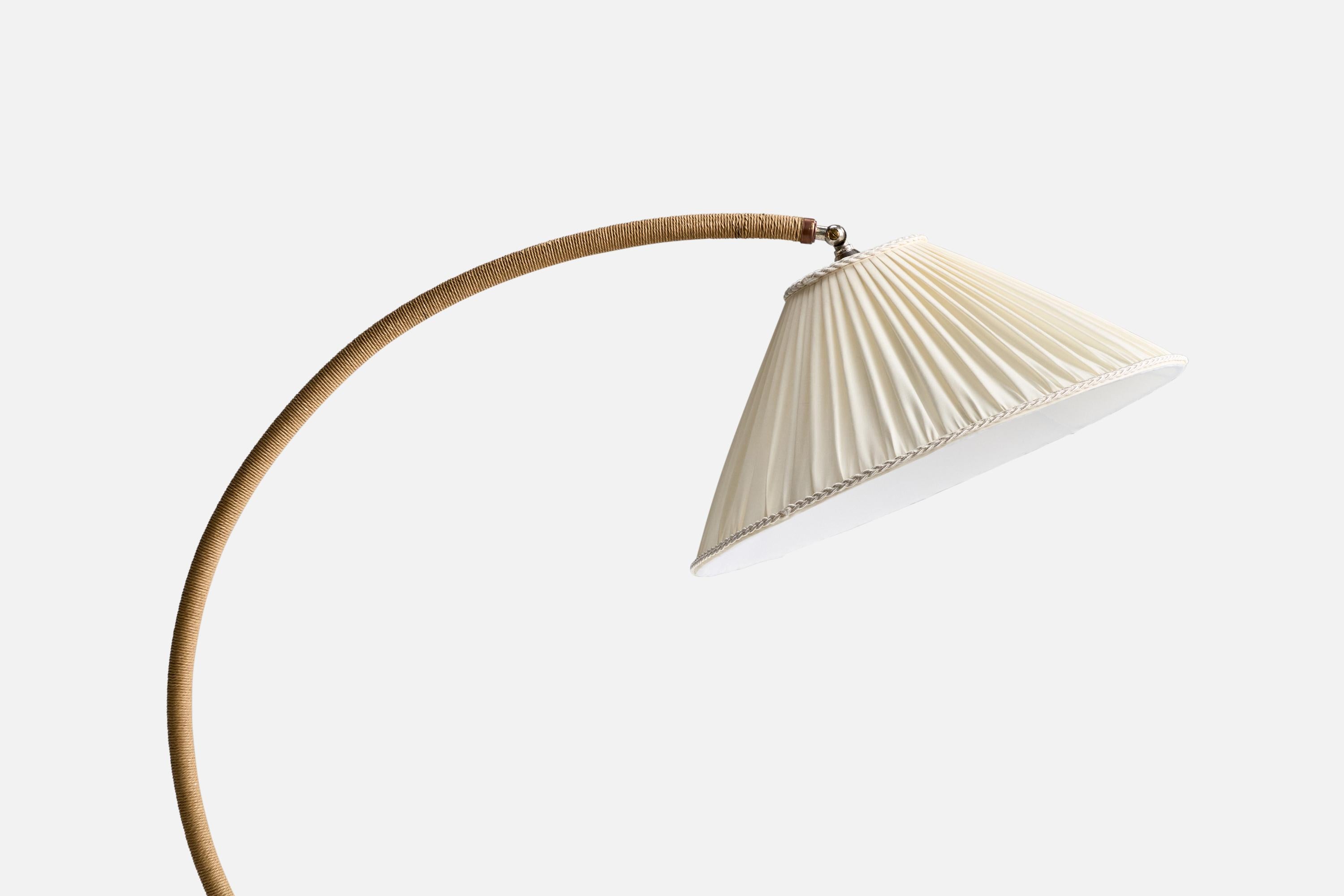 Schwedische Designerin, Stehlampe, Eiche, Metall, Kordel, Stoff, Schweden, 1940er Jahre im Zustand „Gut“ im Angebot in High Point, NC