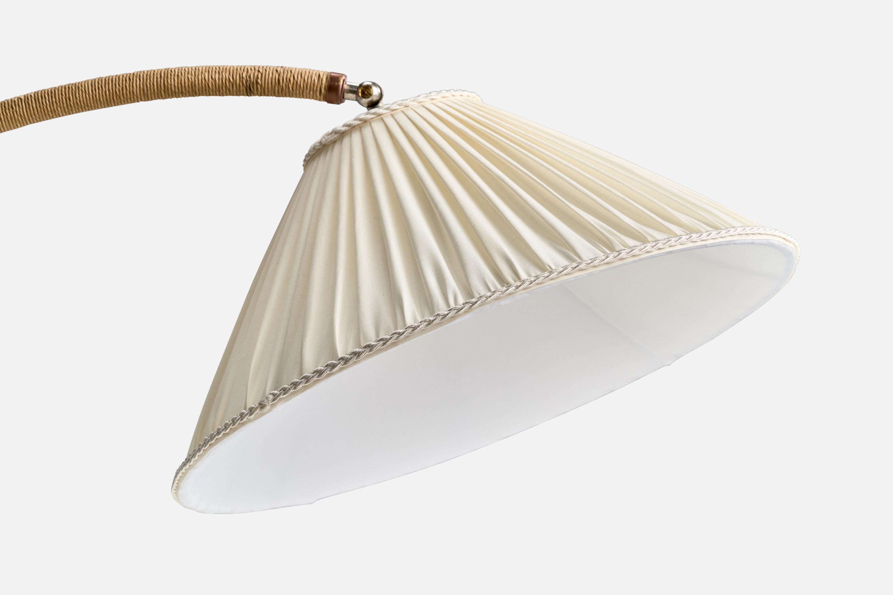 Schwedische Designerin, Stehlampe, Eiche, Metall, Kordel, Stoff, Schweden, 1940er Jahre (Mitte des 20. Jahrhunderts) im Angebot