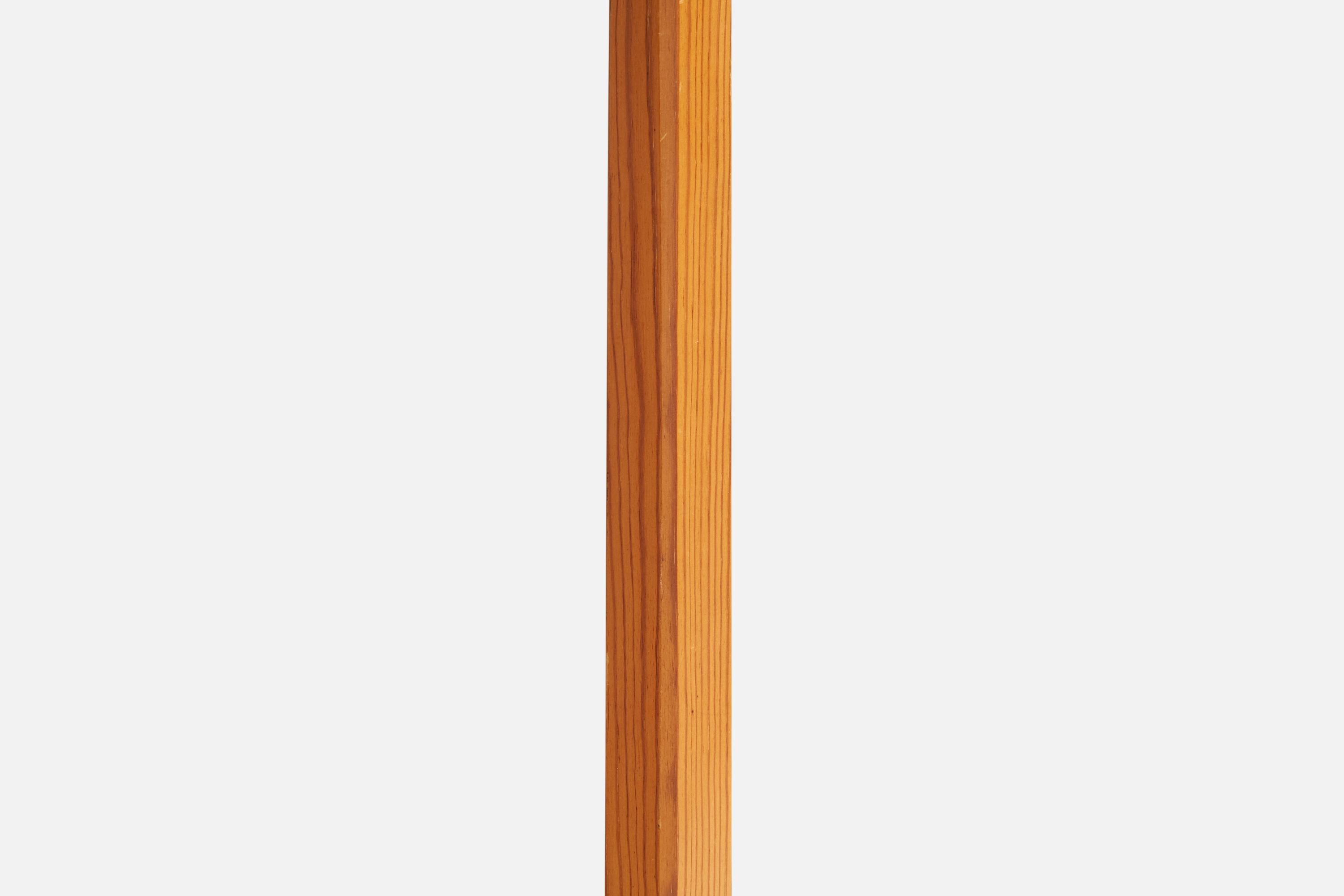 Tissu Designer suédois, lampadaire, pin, tissu, Suède, 1970 en vente