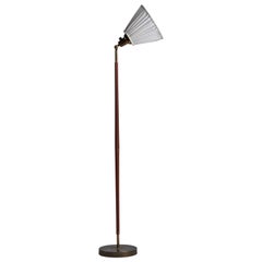 Lampada da terra di design svedese, teak, ottone, tessuto, Svezia, anni '50