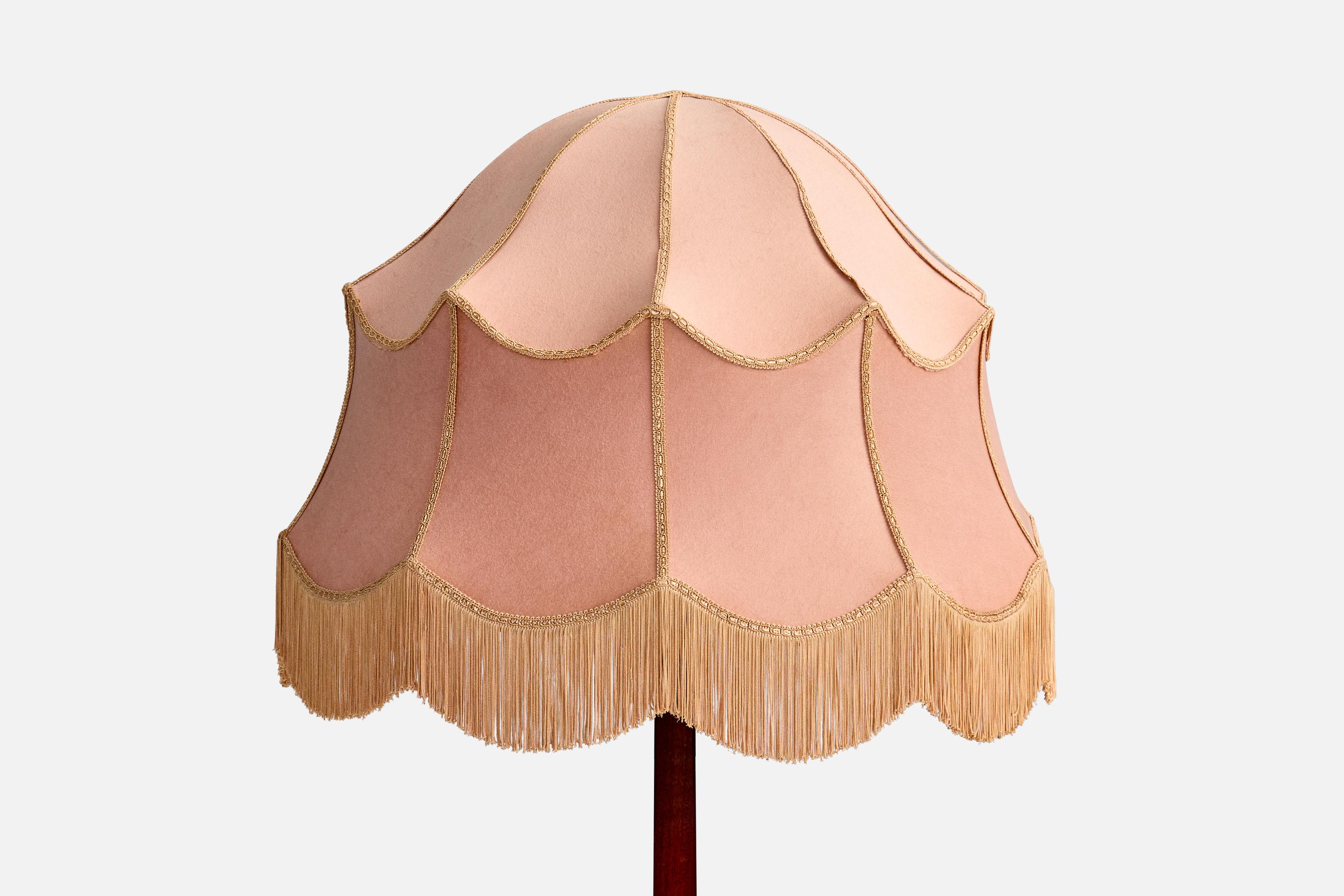 Suédois Designer suédois, lampadaire, bois, tissu, Suède, années 1910 en vente