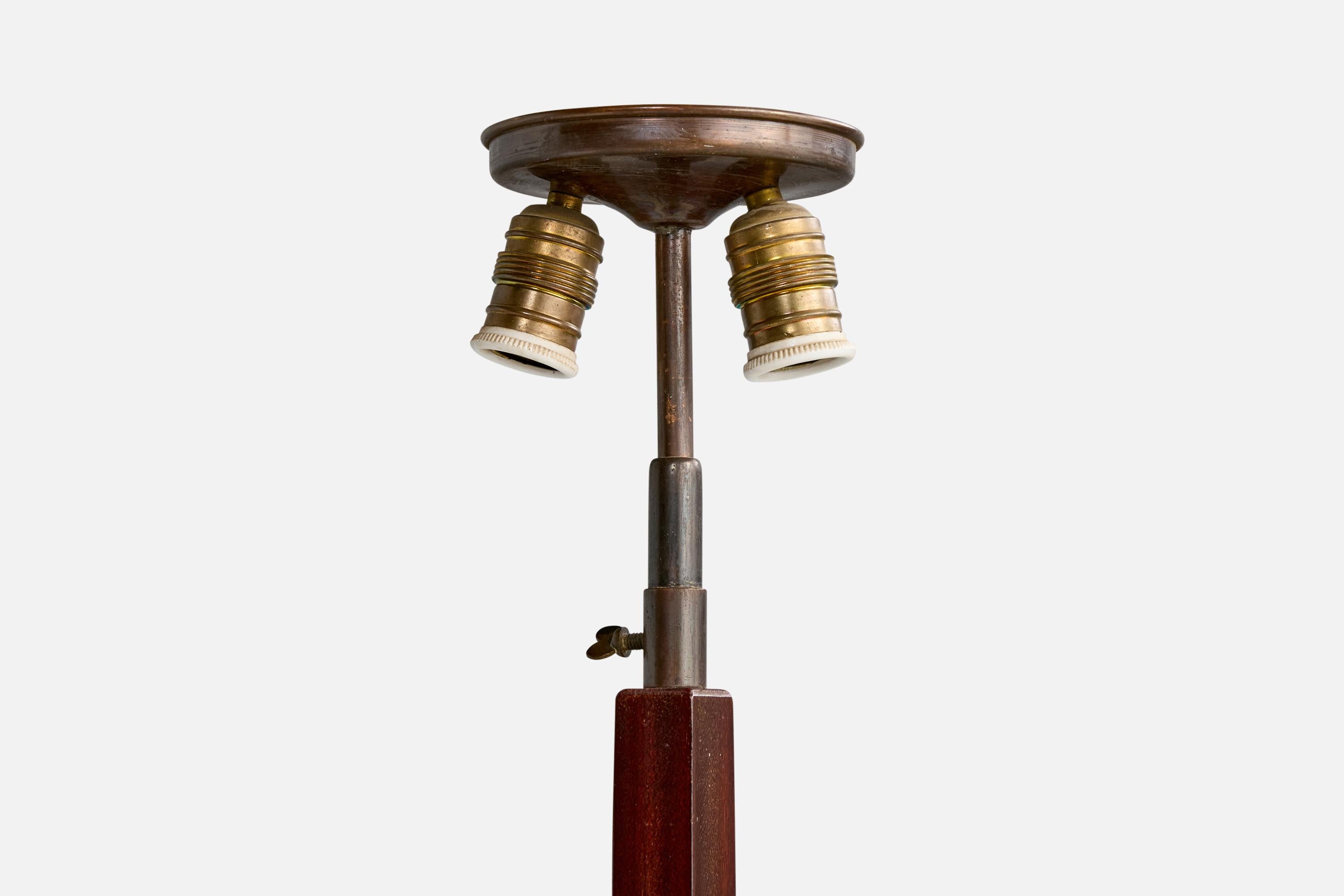 Tissu Designer suédois, lampadaire, bois, tissu, Suède, années 1910 en vente