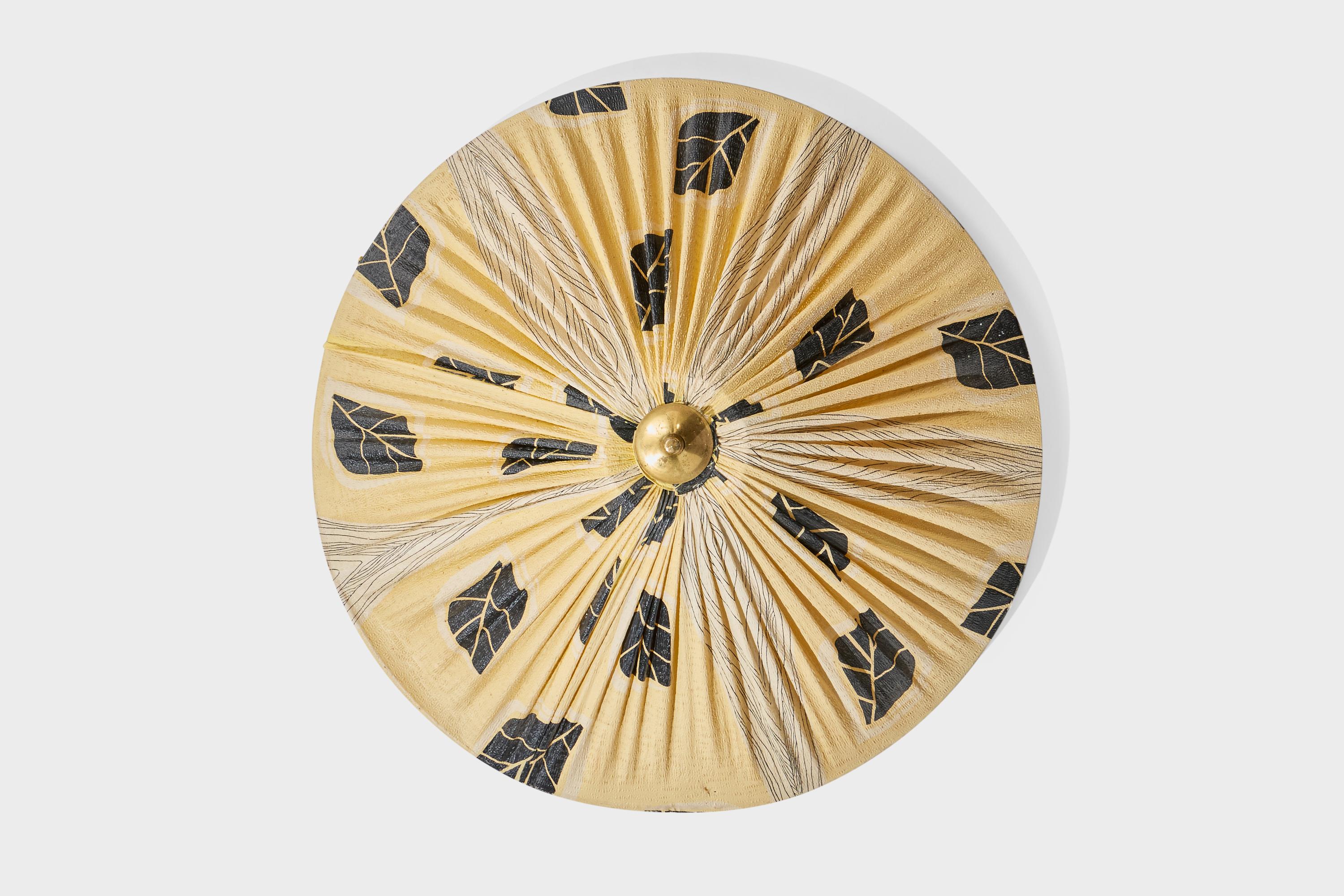 Mid-Century Modern Designer suédois, affleurant, laiton, tissu, Suède, années 1950 en vente