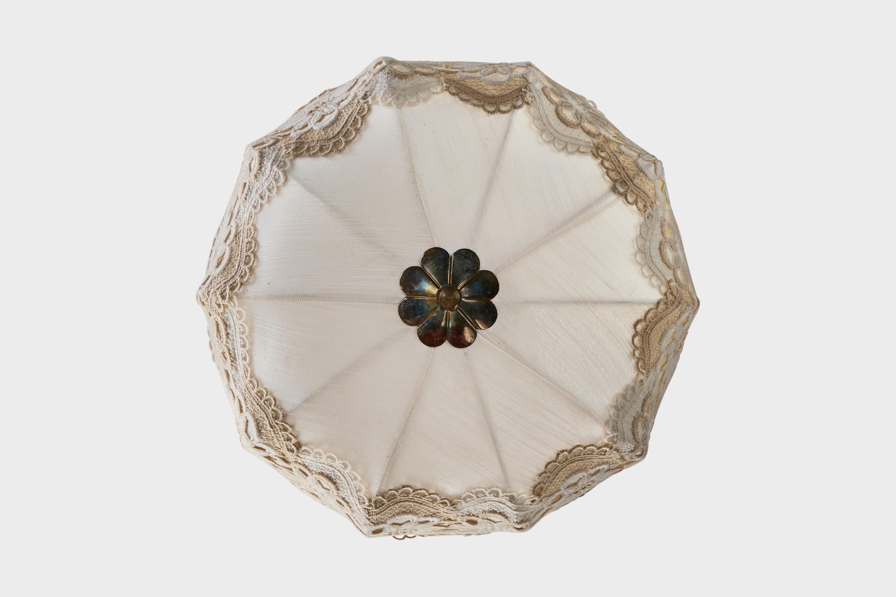Suédois Designer suédois, affleurant, tissu, laiton, Suède, années 1960 en vente