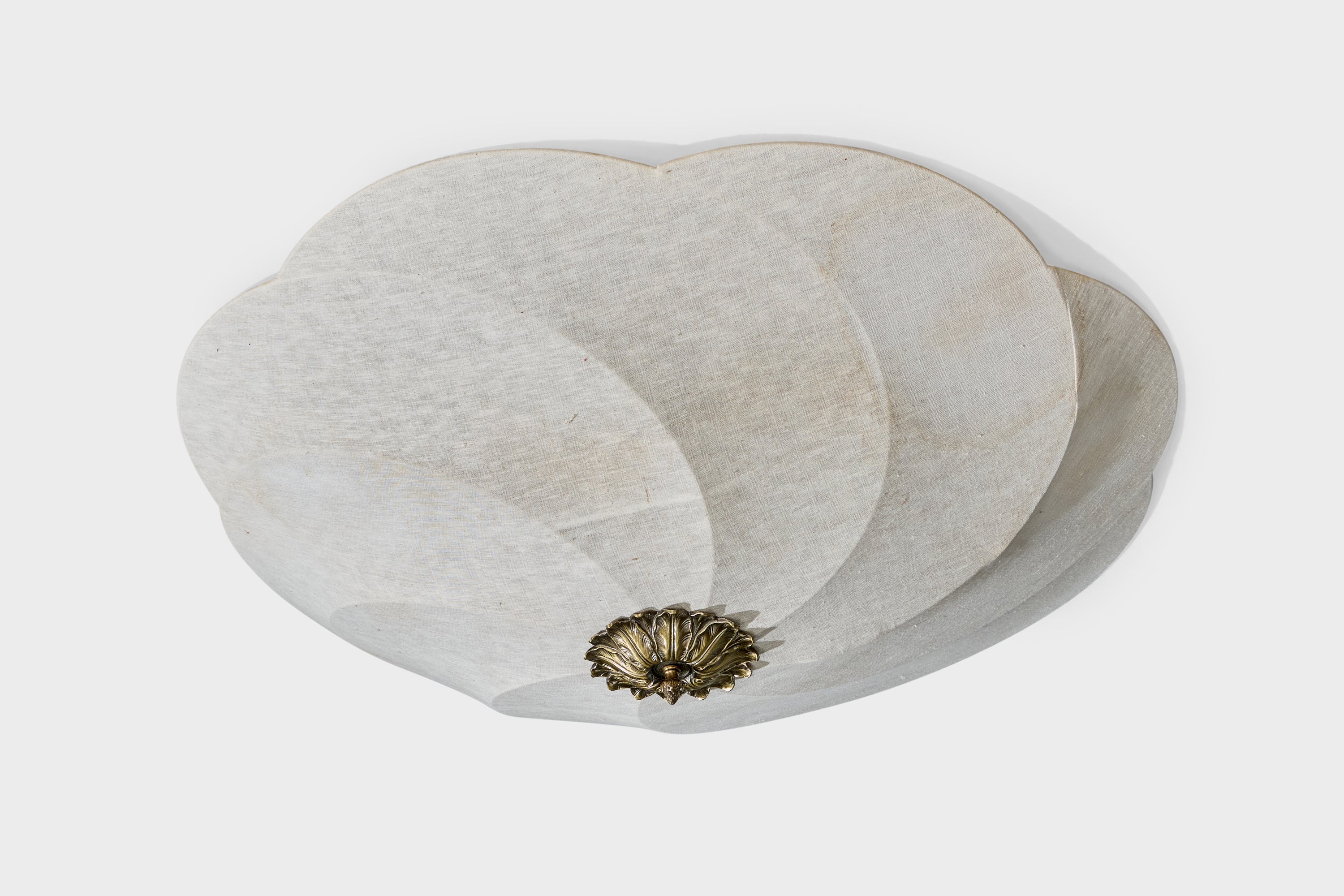 Designer suédois, affleurant, tissu, laiton, Suède, années 1960 en vente