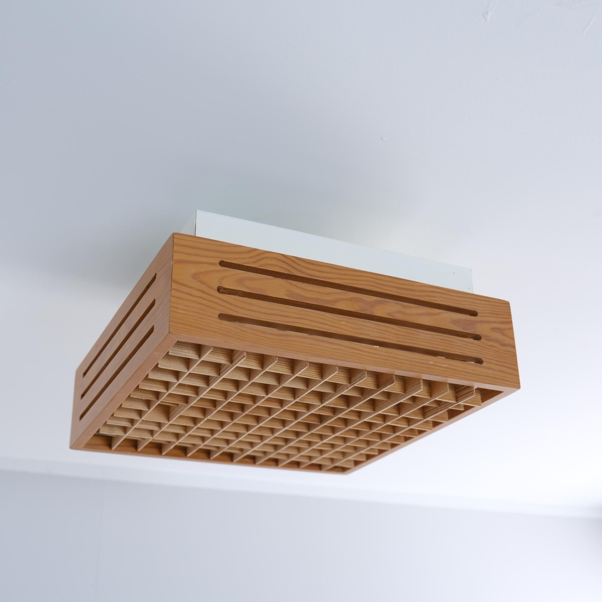 Swedish Designer Flush Mount in Pine, Stockmann Orno Model 72-502, 1970s In Good Condition For Sale In Helsinki, FI