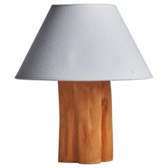 Diseñador sueco, Lámpara de mesa Freeform, Madera, Suecia, 1971