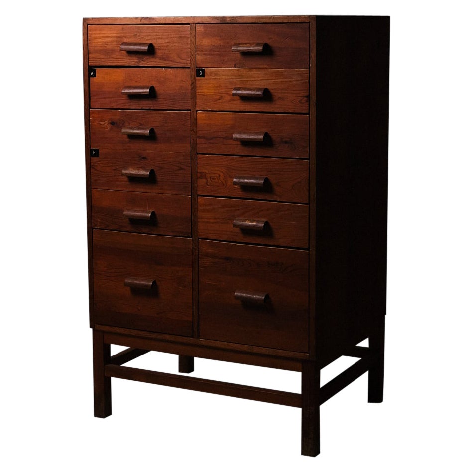 Swedish designer functionalistic pine archive cabinet, 1940s