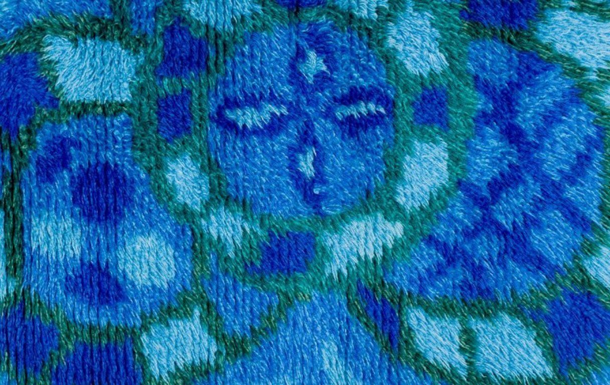 Schwedischer Designer, handgewebter Rya-Teppich mit geometrischem Muster. (Skandinavische Moderne) im Angebot