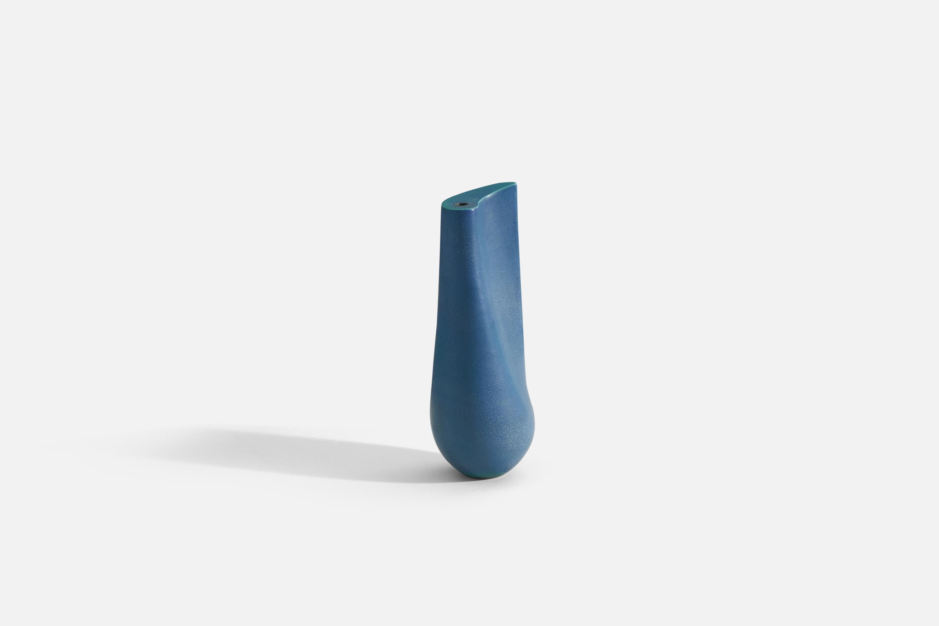 Swedish Designer, Large Freeform Vase, Blue-Glazed Stoneware, Sweden, c. 1960s In Good Condition For Sale In High Point, NC