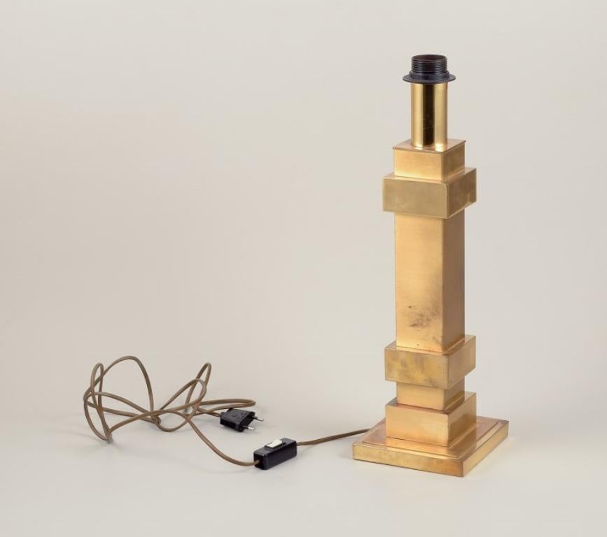 Brass Swedish designer, large table lamp in brass. Modernist Scandinavian design. For Sale