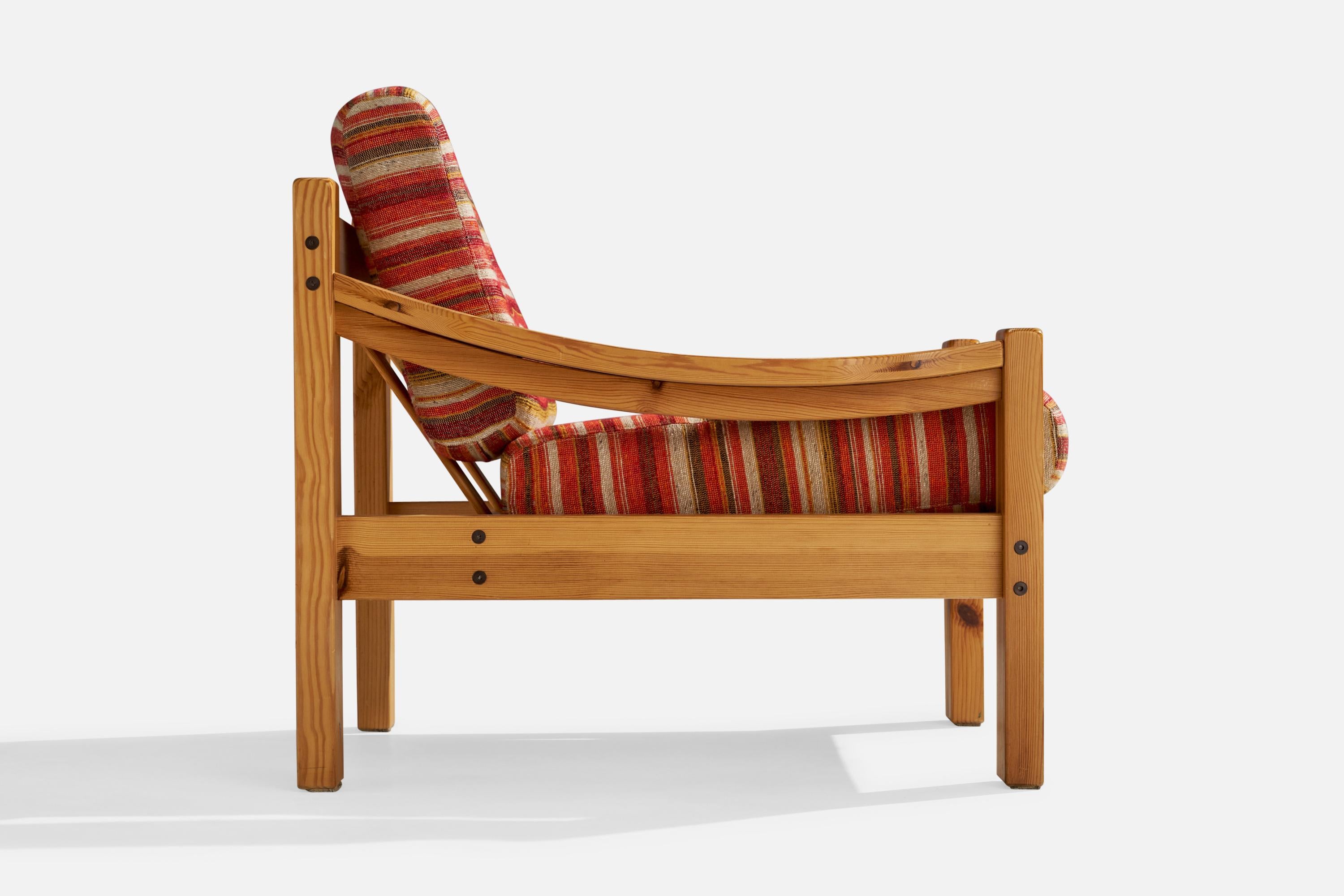 Swedish Designer, Lounge Chair, Pine, Fabric, Sweden, 1970s For Sale 2