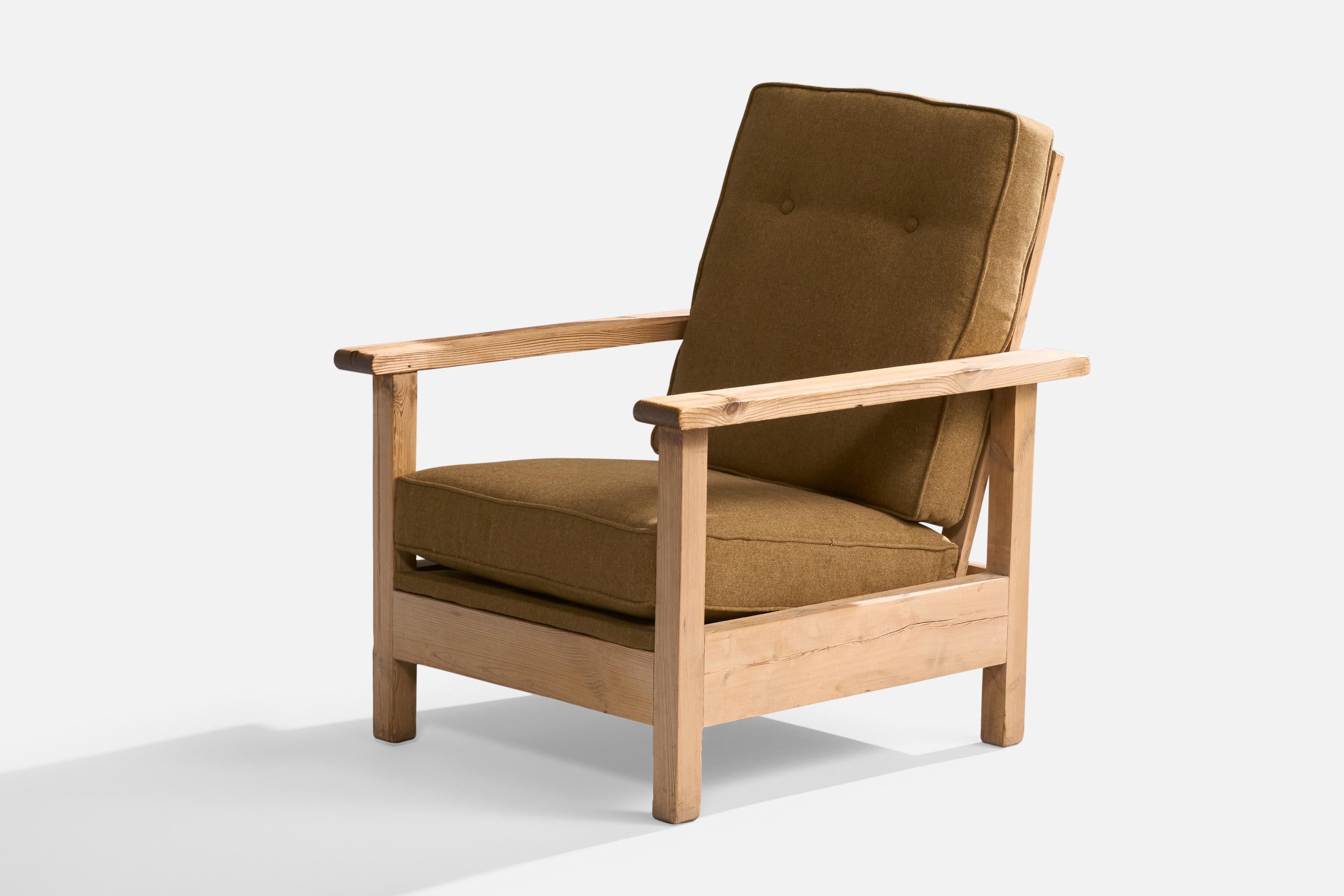Swedish Designer, Lounge Chair, Pine, Velvet, Sweden, 1940s For Sale 2
