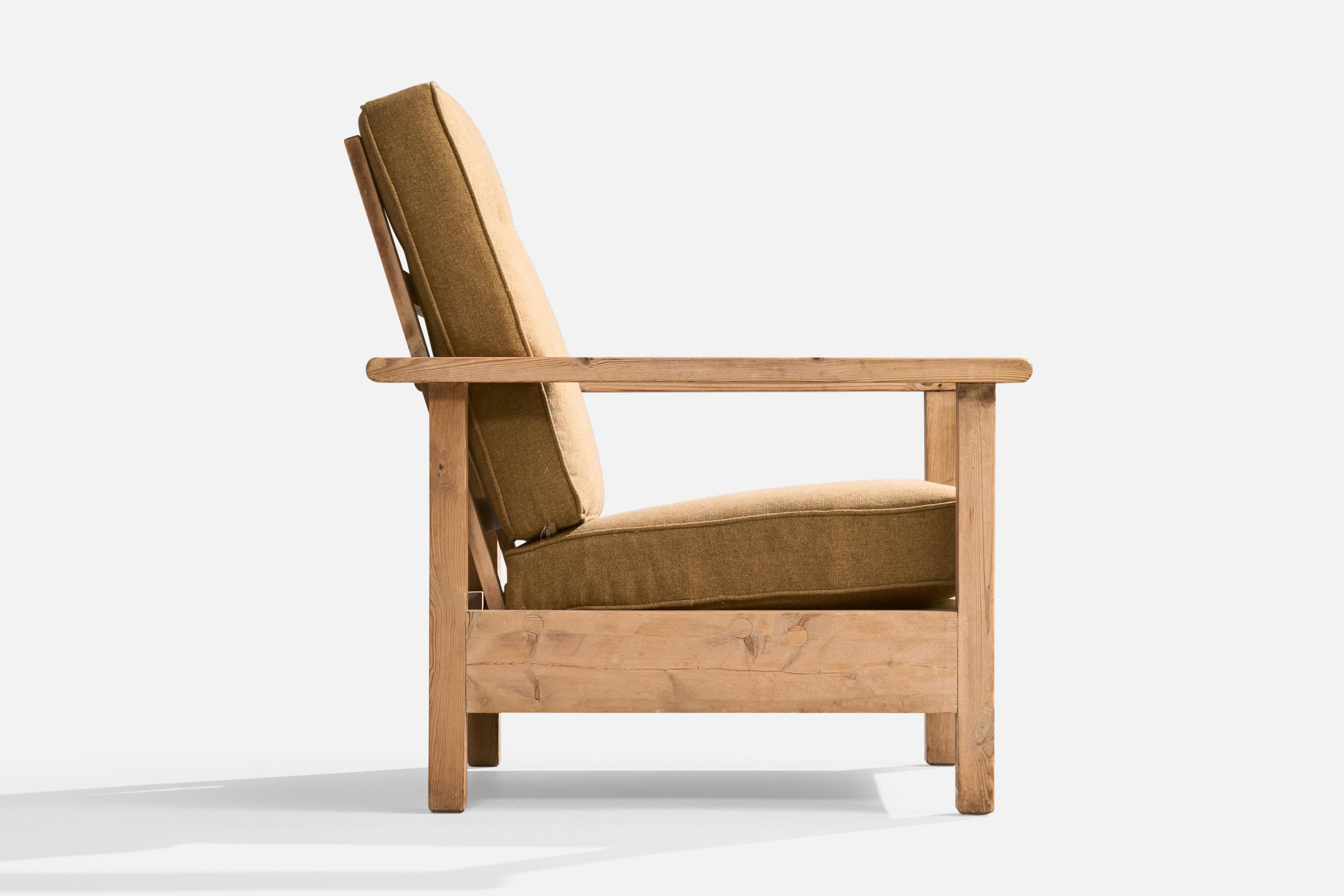 Swedish Designer, Lounge Chair, Pine, Velvet, Sweden, 1940s For Sale 4