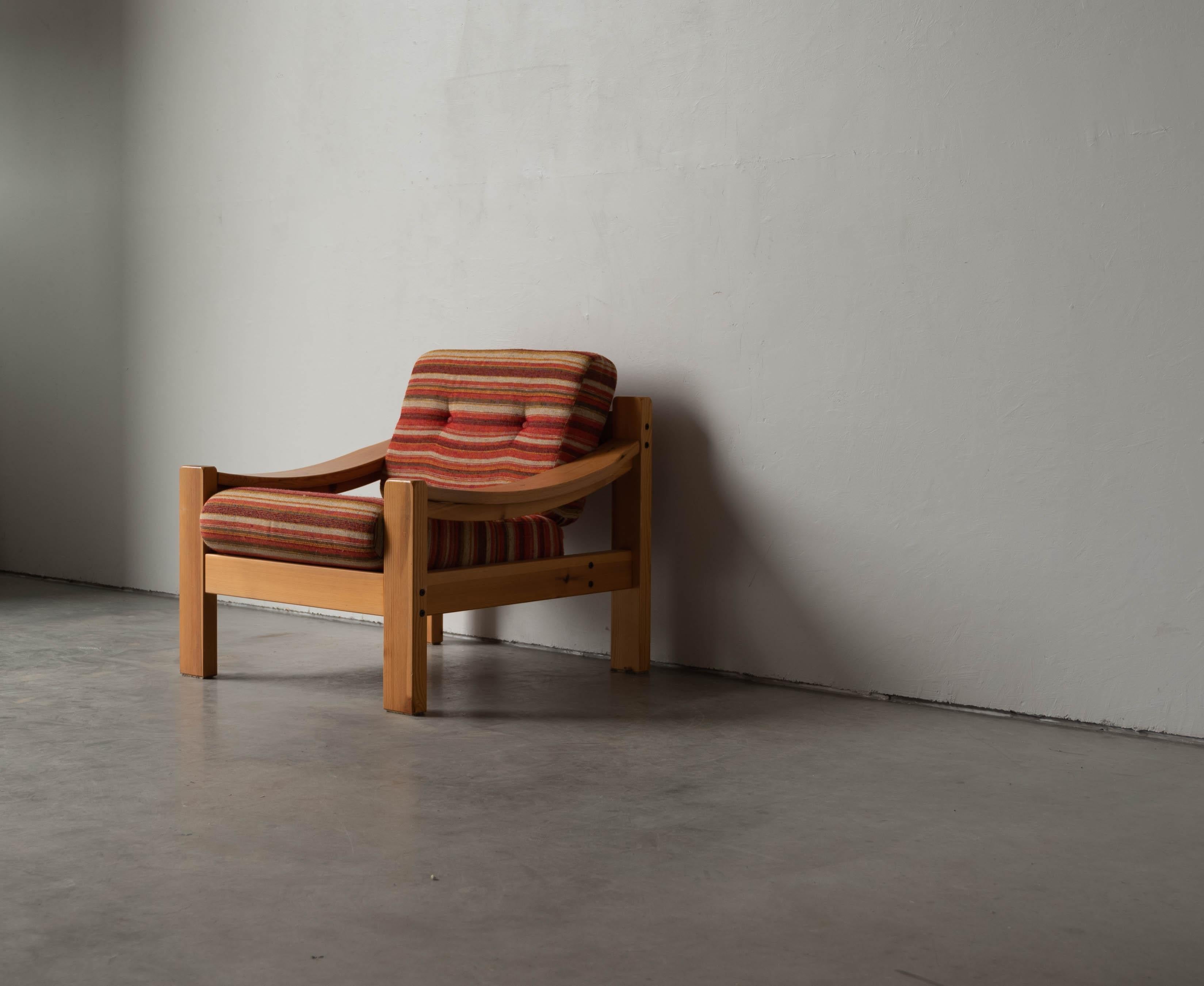 Swedish Designer, Lounge Chair, Solid Pine, Fabric, Sweden, 1970s 1