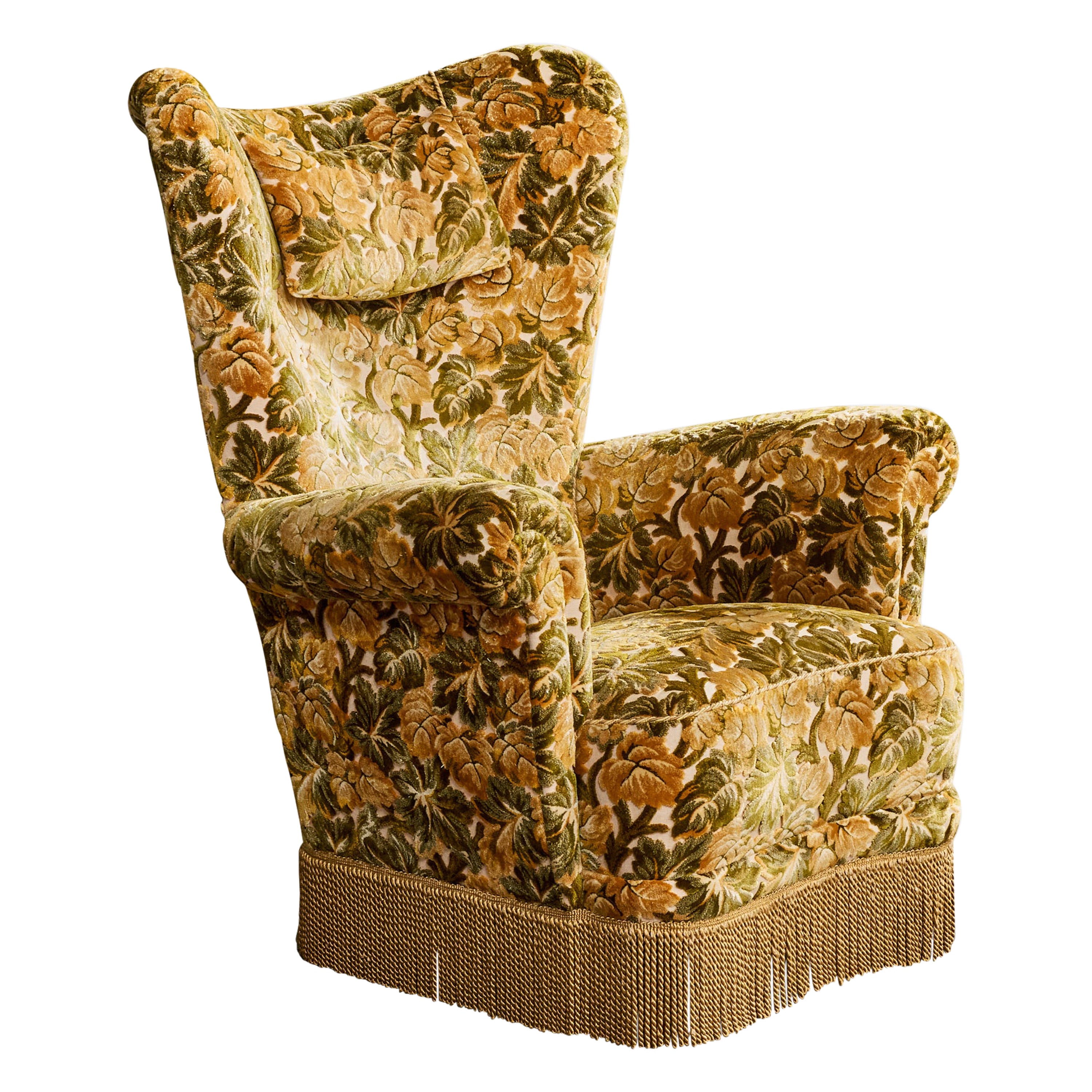 Swedish Designer, Lounge Chair, Velvet, Wood, Sweden, 1930s