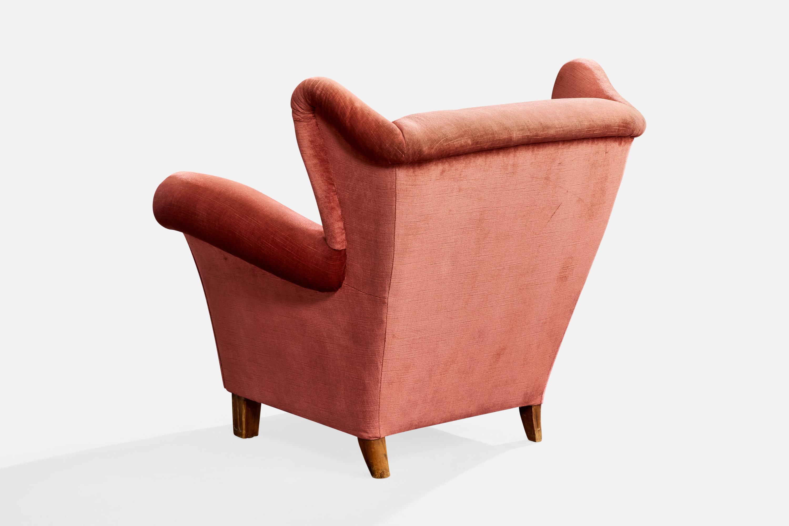 Milieu du XXe siècle Designer suédois, chaise longue avec pouf, velours, Wood, Suède, années 1940 en vente