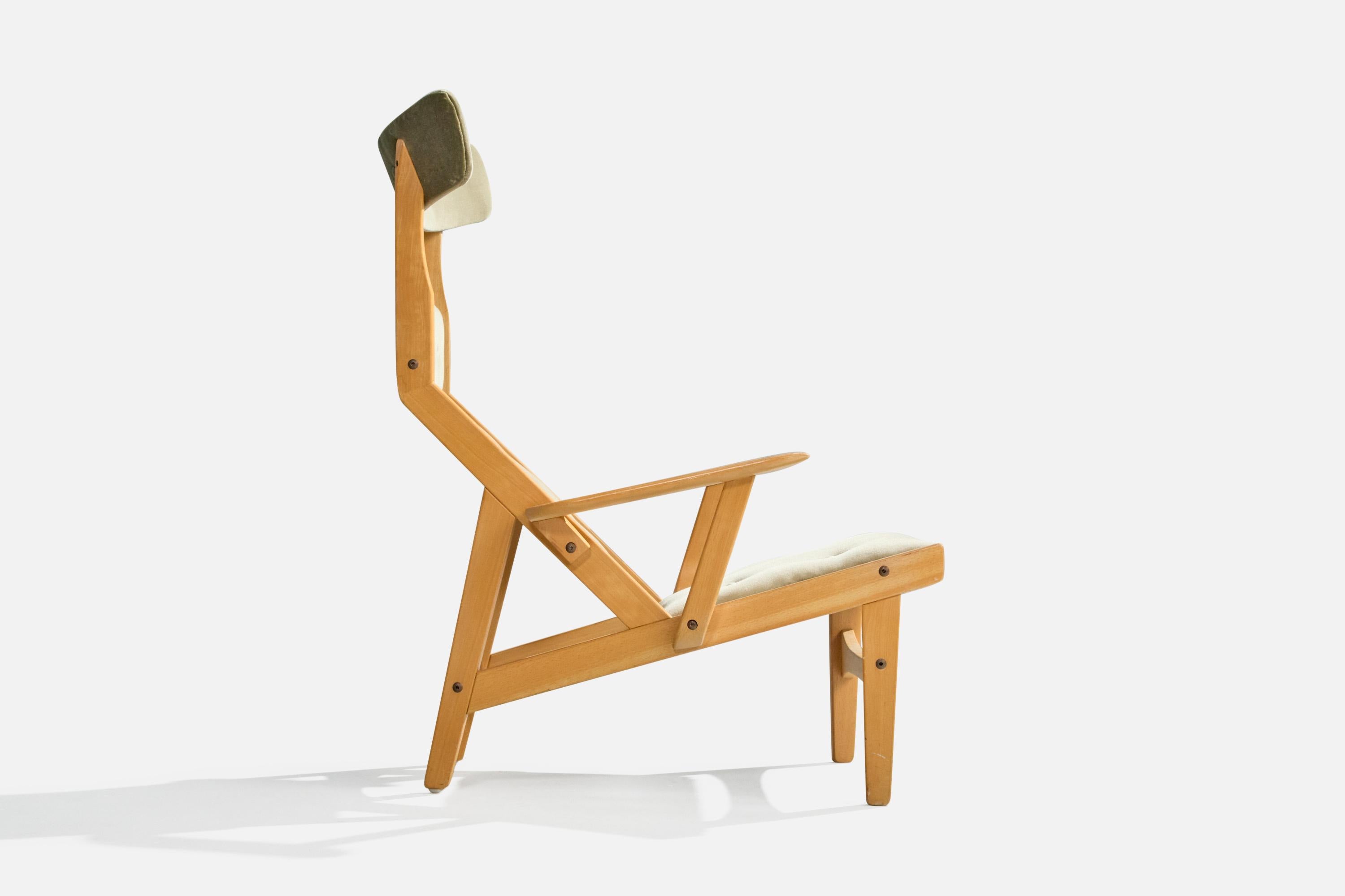 Mid-20th Century Gösta Berg & Stenevik Eriksson, Lounge Chair, Wood, Velvet, Sweden, 1967 For Sale