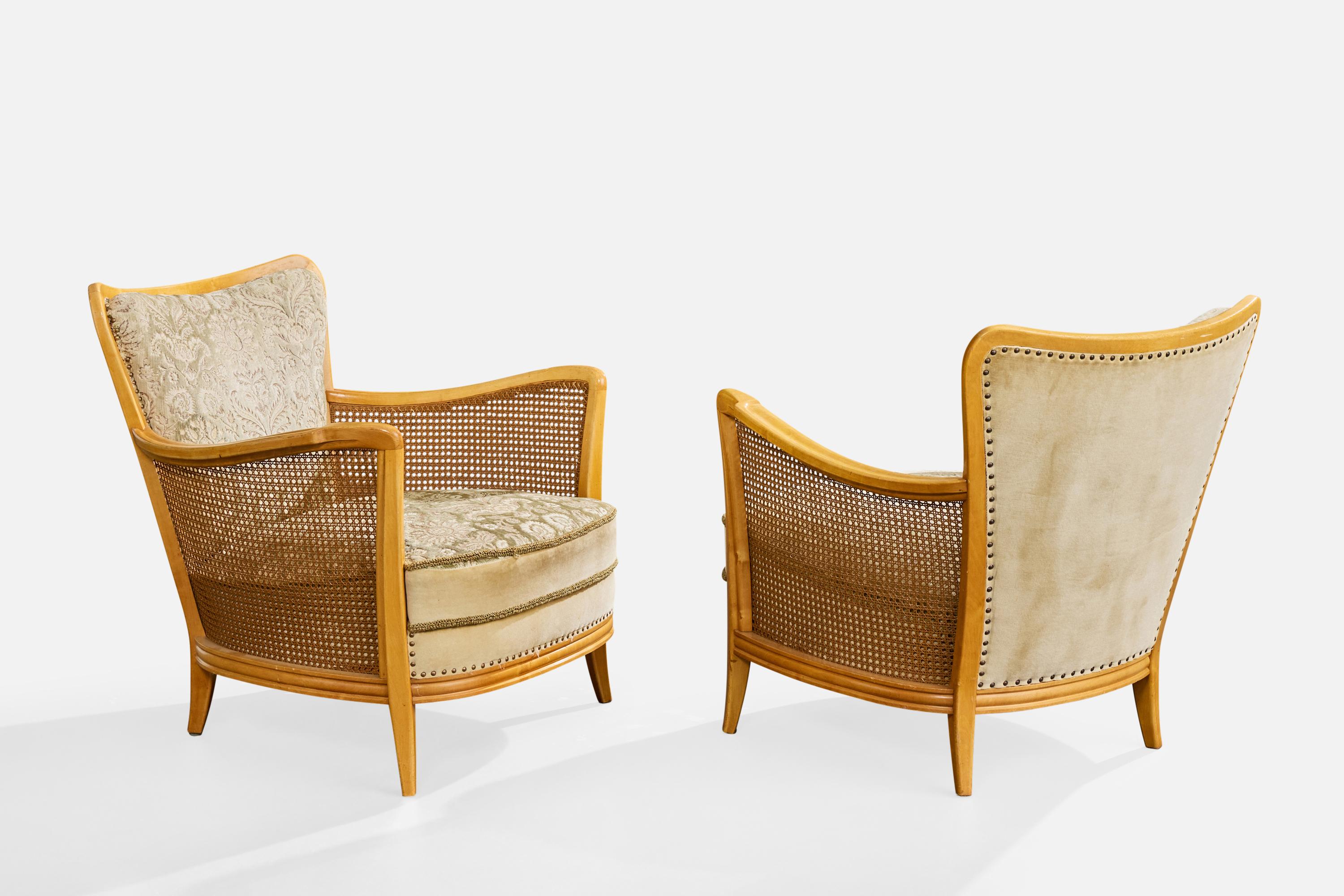 Scandinave moderne Designer suédois, chaises longues, bouleau, tissu, canne, Suède, années 1930 en vente