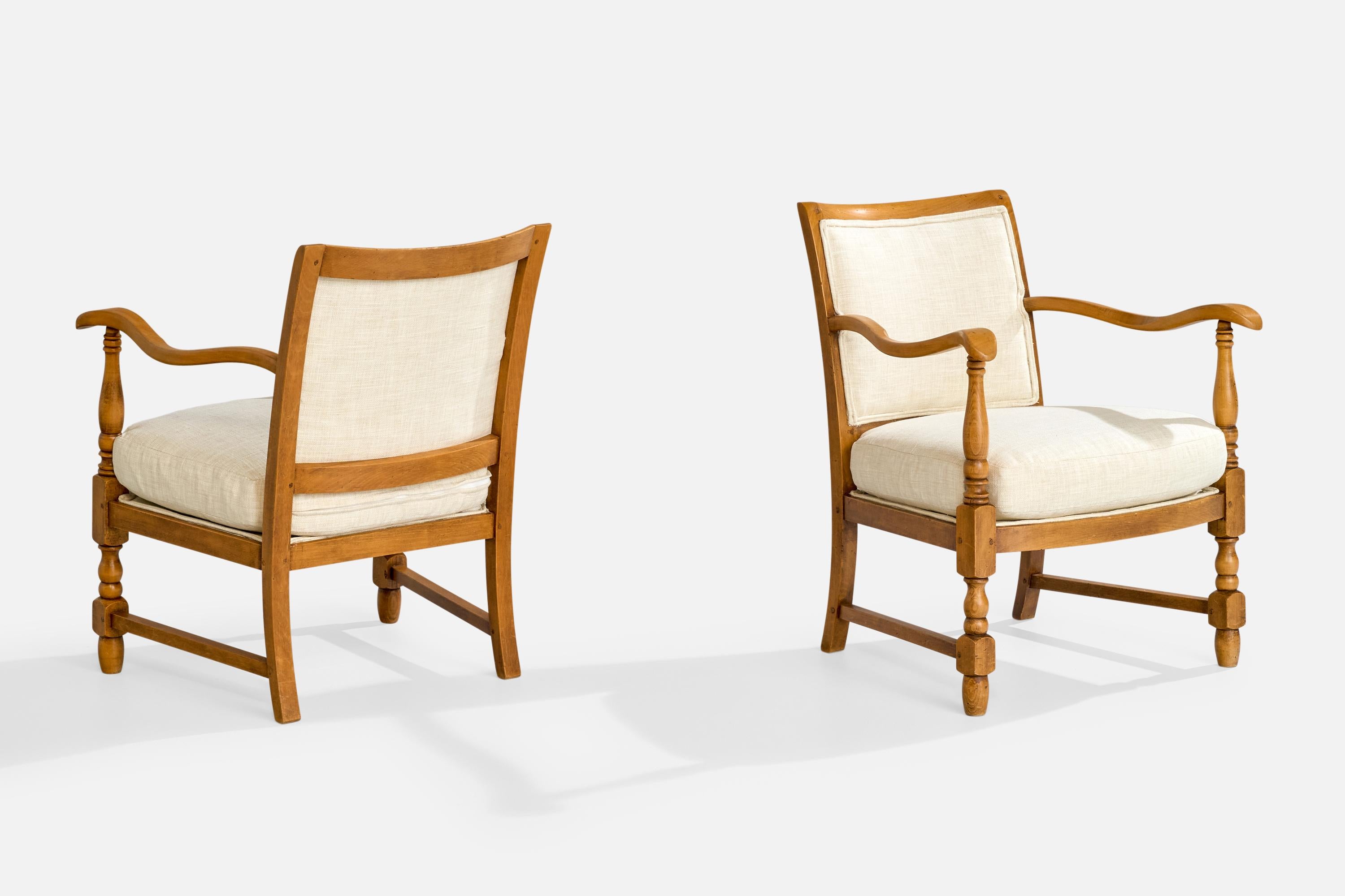 Swedish Designer, Lounge Chairs, Birch, Fabric, Sweden, 1930s Bon état - En vente à High Point, NC
