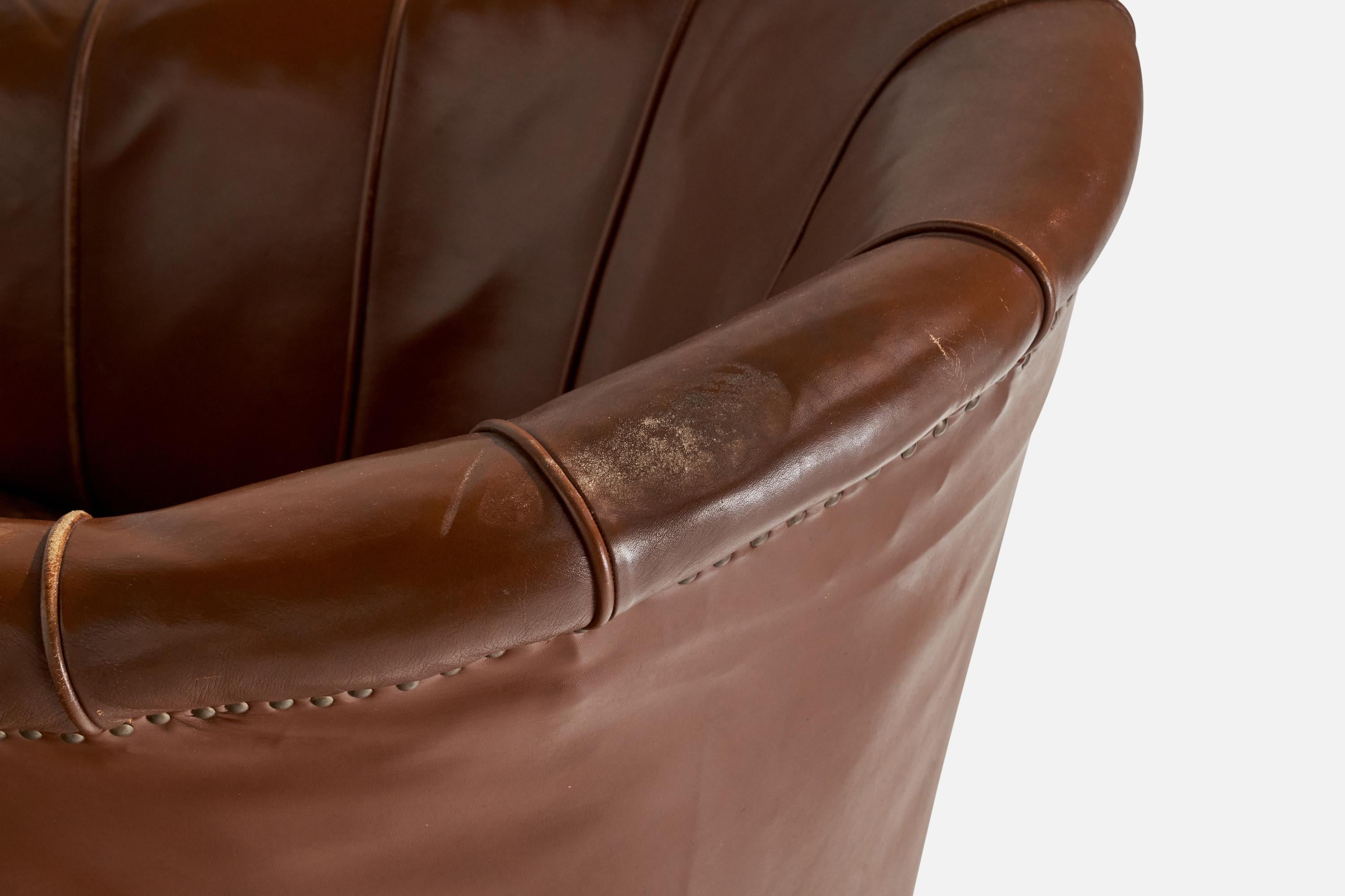 Designer suédois, fauteuils de salon, cuir, bouleau, Suède, années 1930 en vente 2