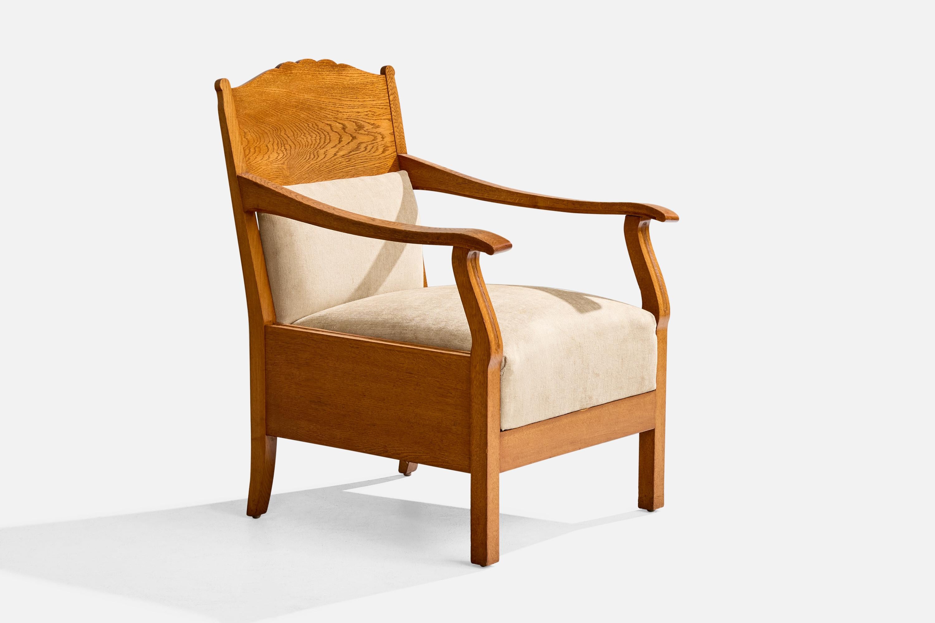Schwedischer Designer, Lounge Chairs, Eiche, Stoff, Schweden, 1900 im Angebot 1