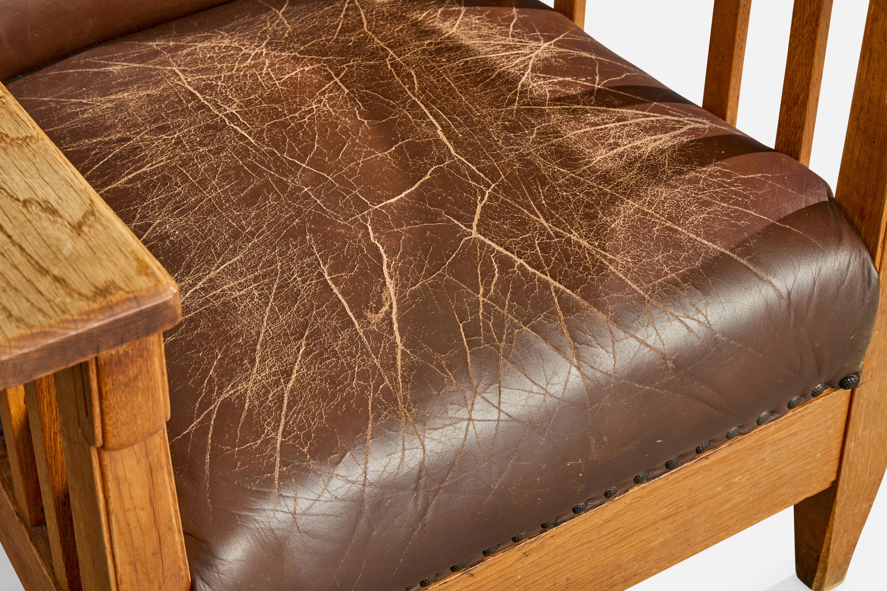 Designer suédois, chaises longues, Oak Oak, cuir, Suède, années 1910 en vente 4