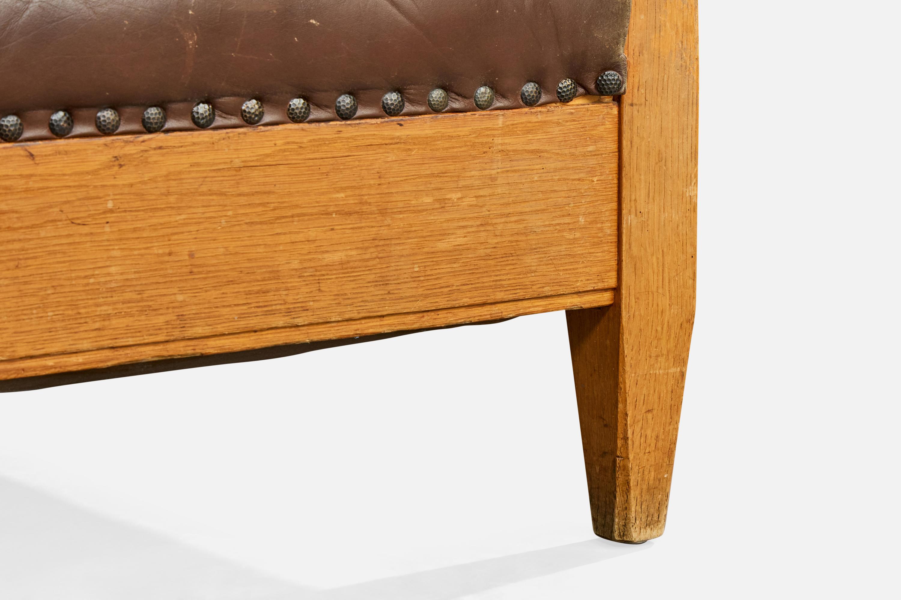 Designer suédois, chaises longues, Oak Oak, cuir, Suède, années 1910 en vente 6