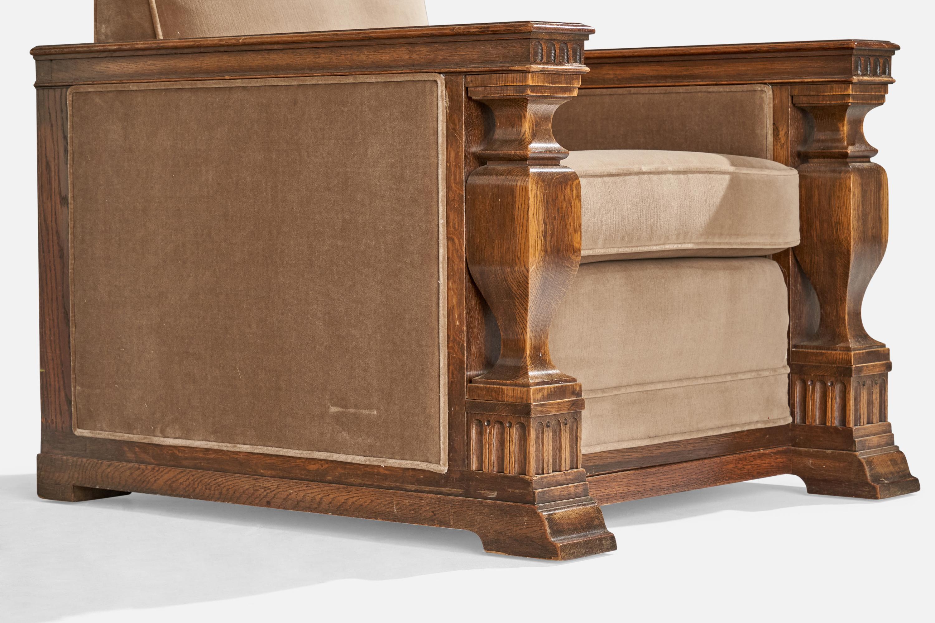 Designer suédois, fauteuils de salon, chêne, velours, Suède, années 1930 Bon état - En vente à High Point, NC