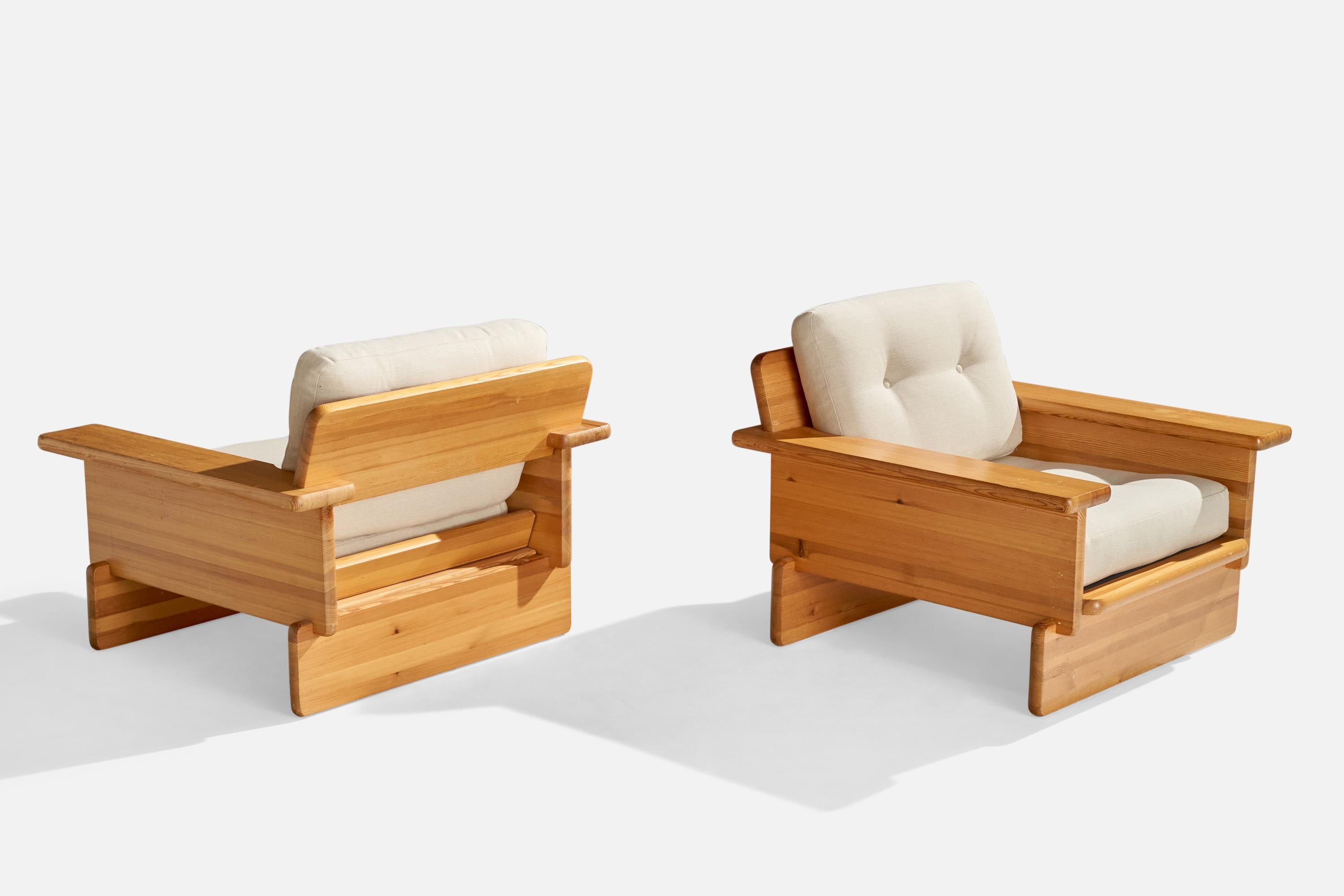Suédois Designer suédois, fauteuils de salon, pin, tissu, Suède, 1970 en vente