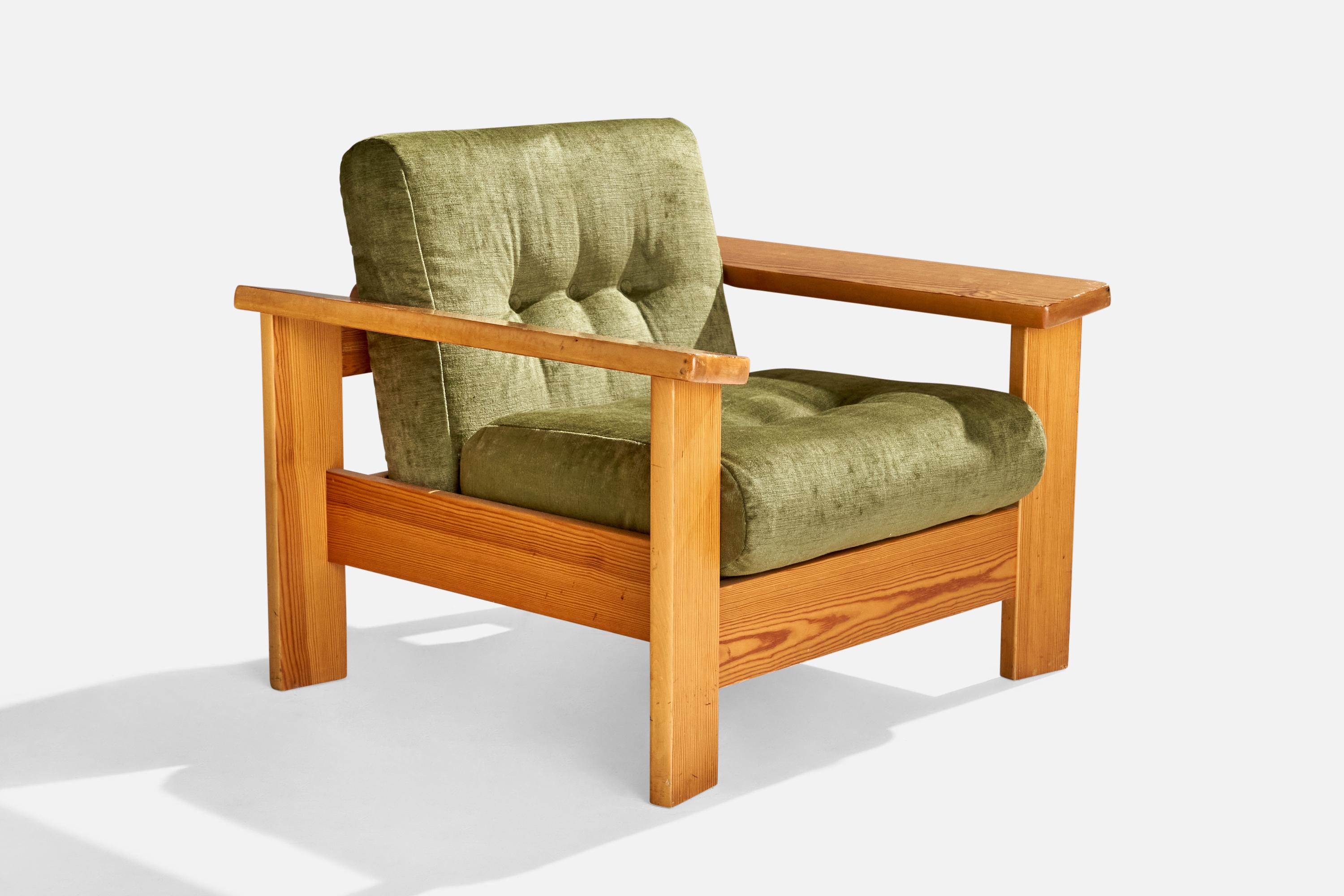 Swedish Designer, Lounge Chairs, Pine, Velvet, Sweden, 1970s For Sale 3