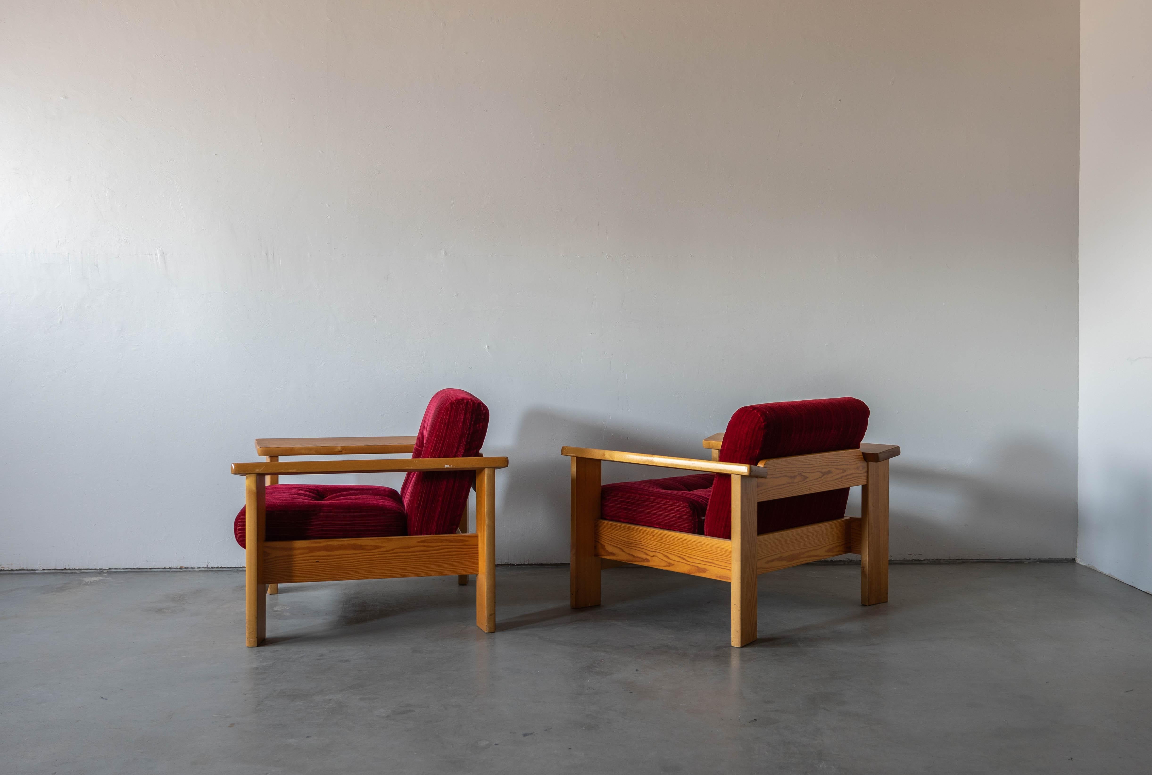 Modern Swedish Designer, Lounge Chairs, Solid Pine, Fabric, Sweden, 1970s For Sale