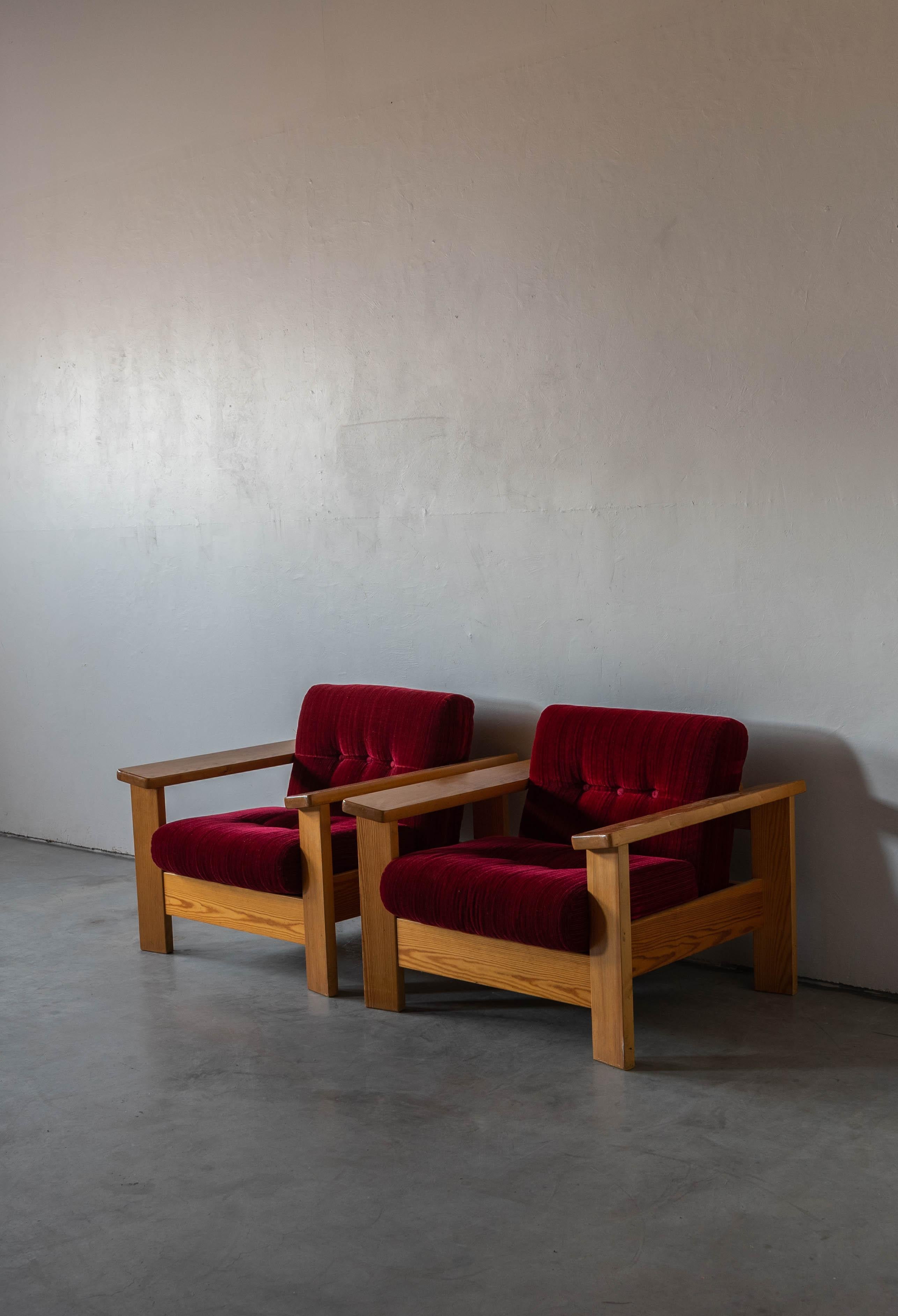 Tissu Designer suédois, fauteuils de salon, pin massif, tissu, Suède, 1970 en vente