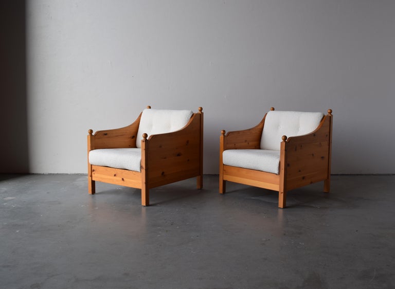 Danish Swedish Designer, Lounge Chairs, Solid Pine, White Bouclé, Sweden, 1970s For Sale