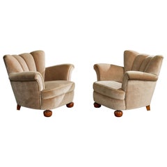 Swedish Designer, Lounge Chairs, Velvet, Wood, Sweden, 1940s