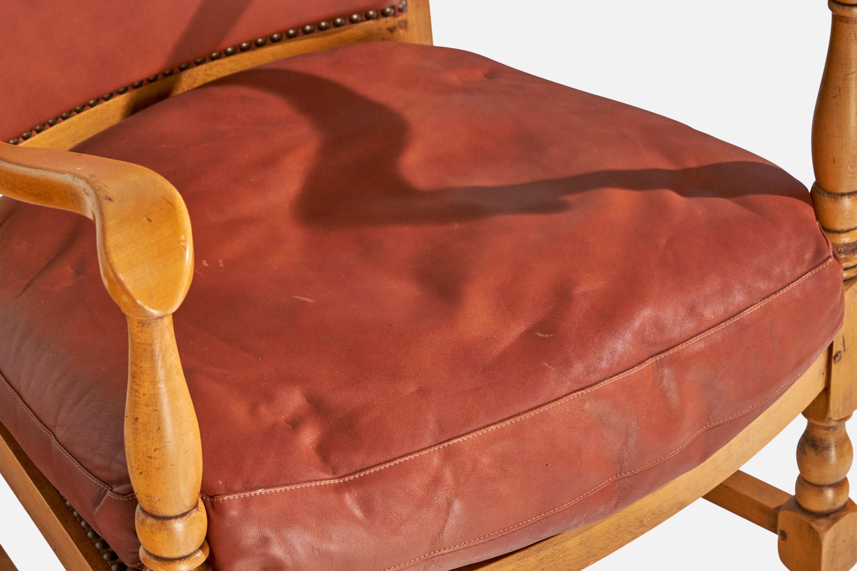 Cuir Designer suédois, fauteuils de salon, bois, cuir, Suède, années 1930 en vente
