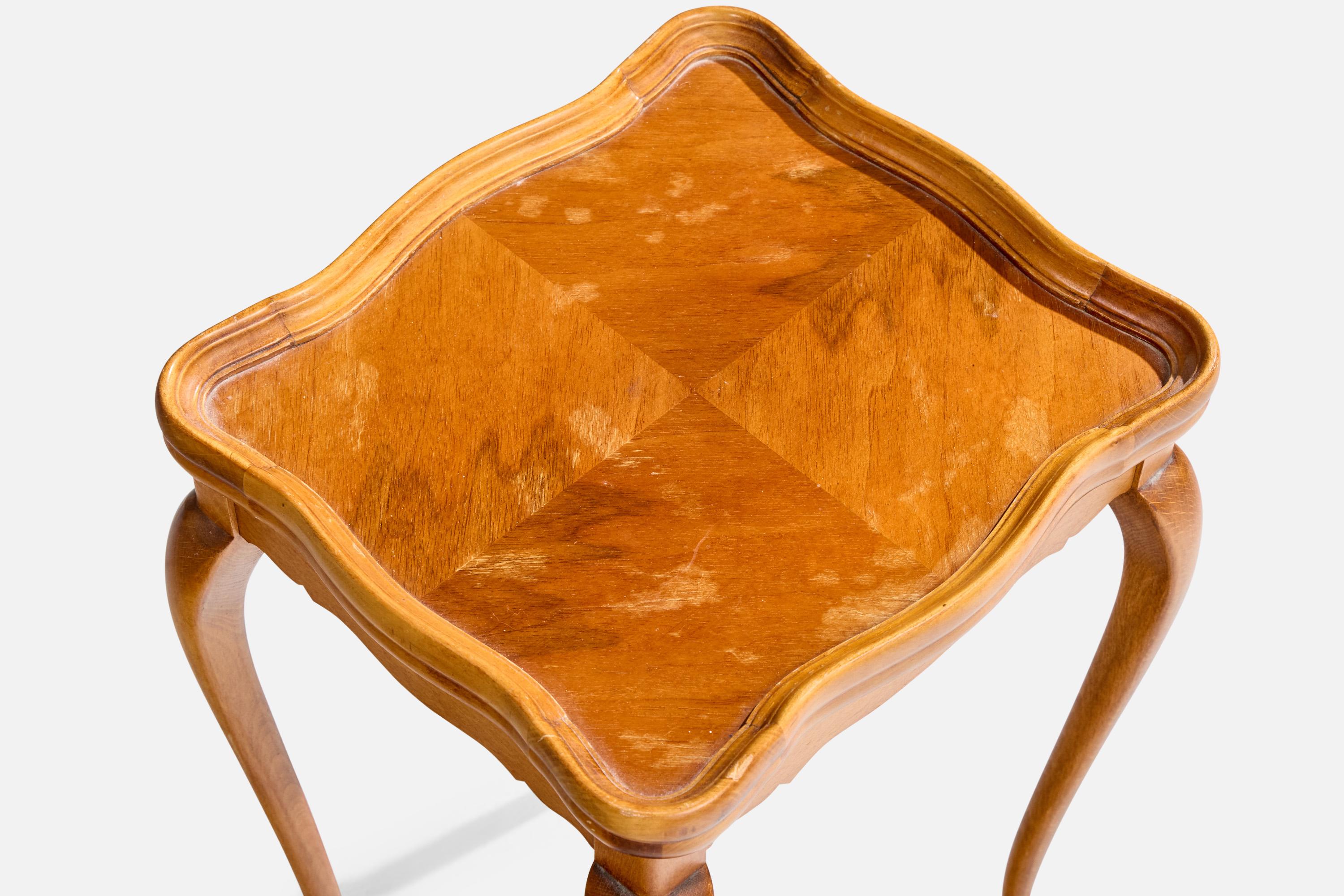 Swedish Designer, Nesting Tables, Birch, Walnut, Sweden, 1920s For Sale 7