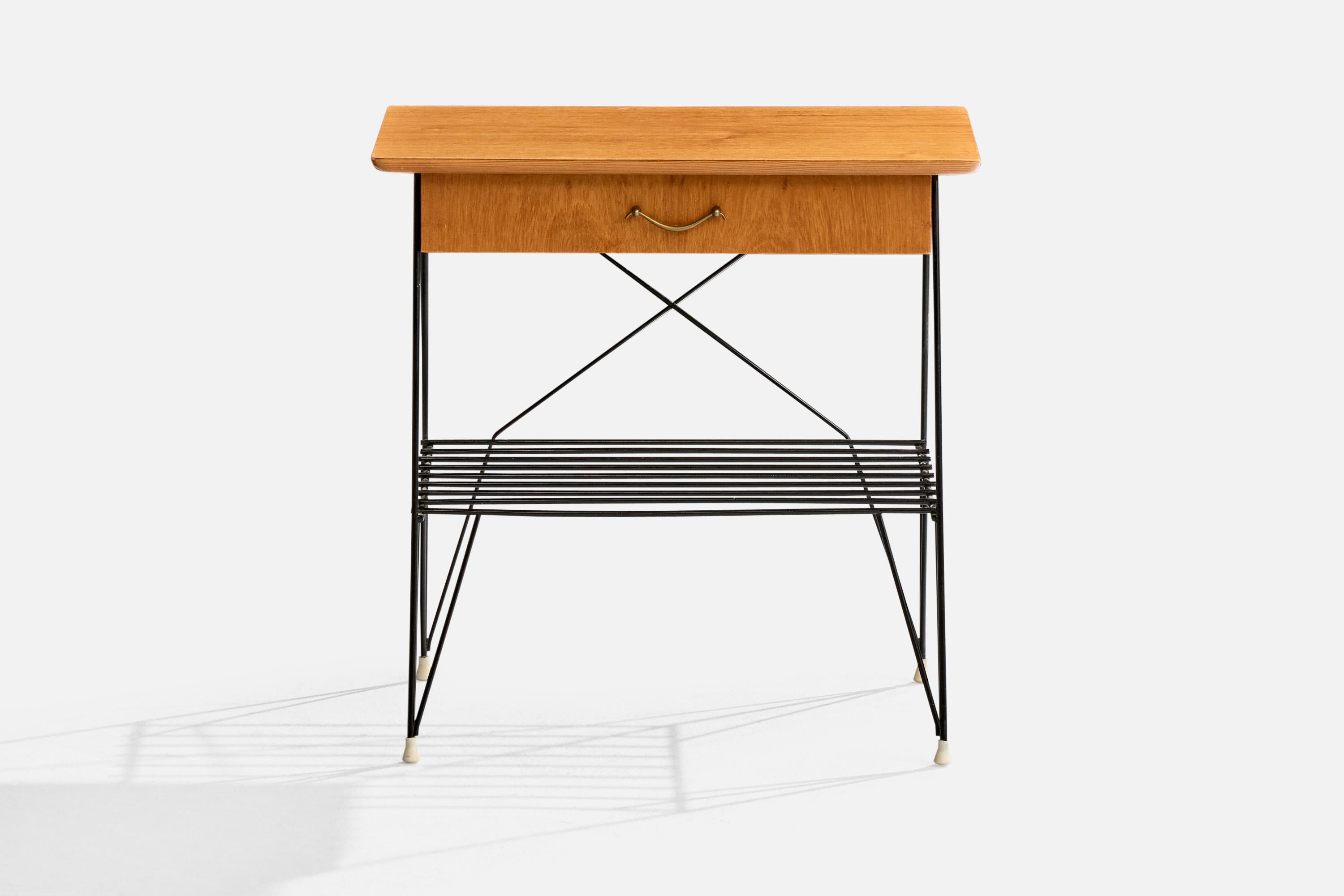 Design svedese, Comodini, Teak, Ottone, Metallo, Svezia, anni '50 In condizioni buone in vendita a High Point, NC