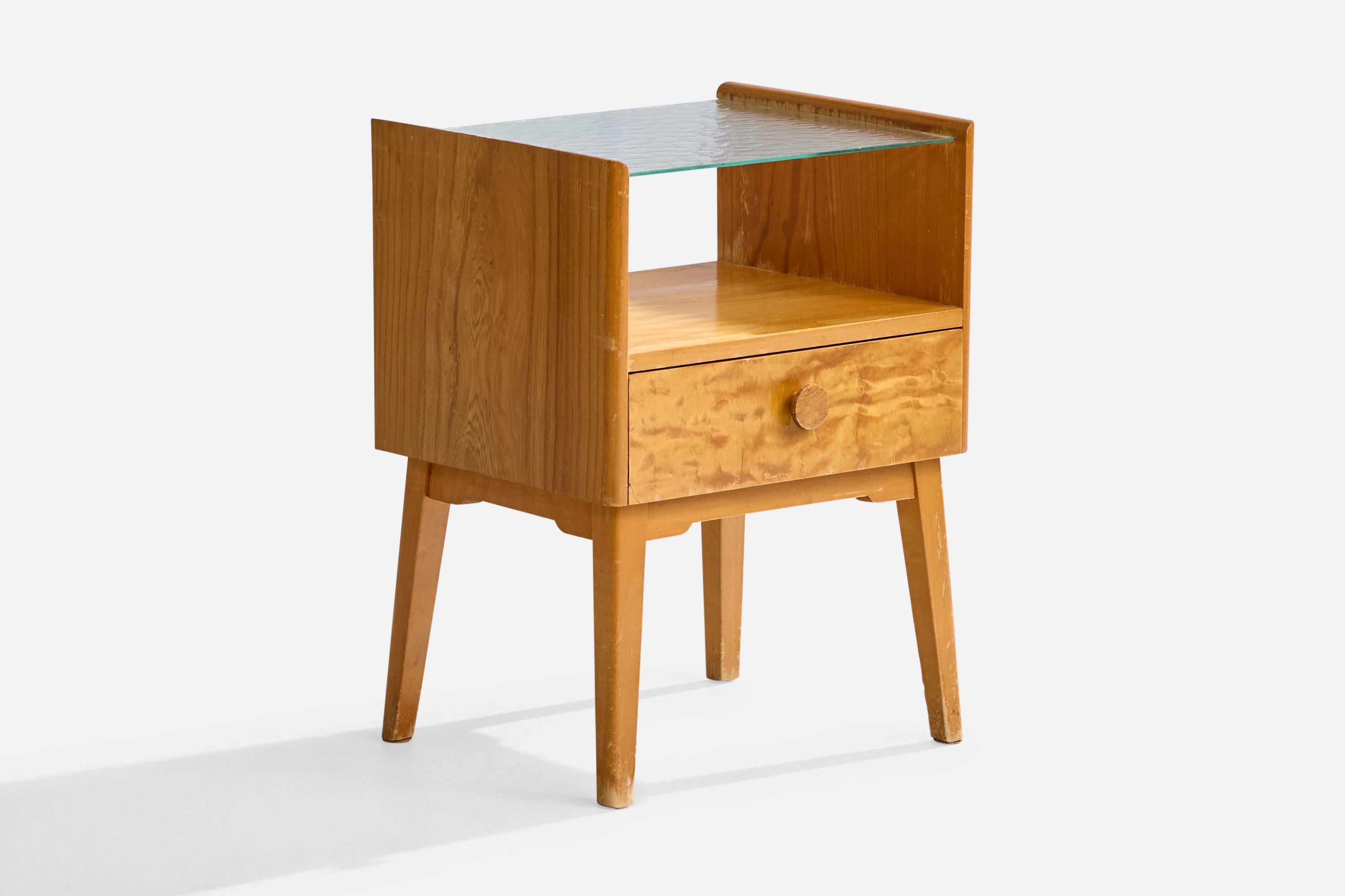 Svedese Comodini svedesi di design, betulla, quercia, vetro, Svezia, anni '40 in vendita