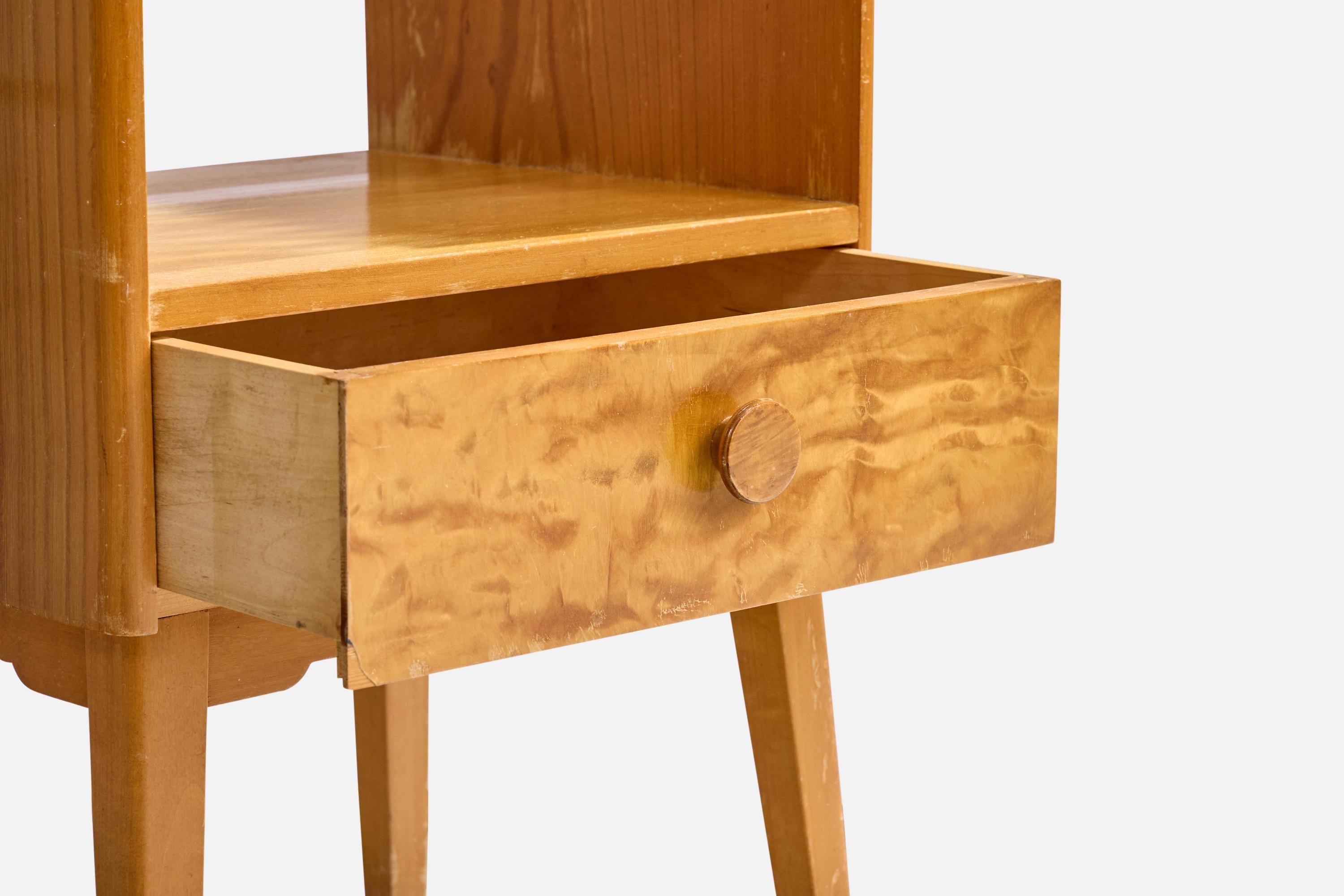 Comodini svedesi di design, betulla, quercia, vetro, Svezia, anni '40 in vendita 1