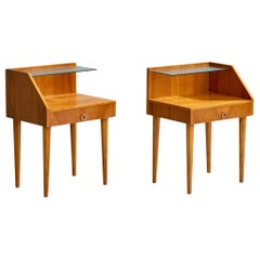 Comodini di design svedese, olmo, betulla, vetro, Svezia, anni '40