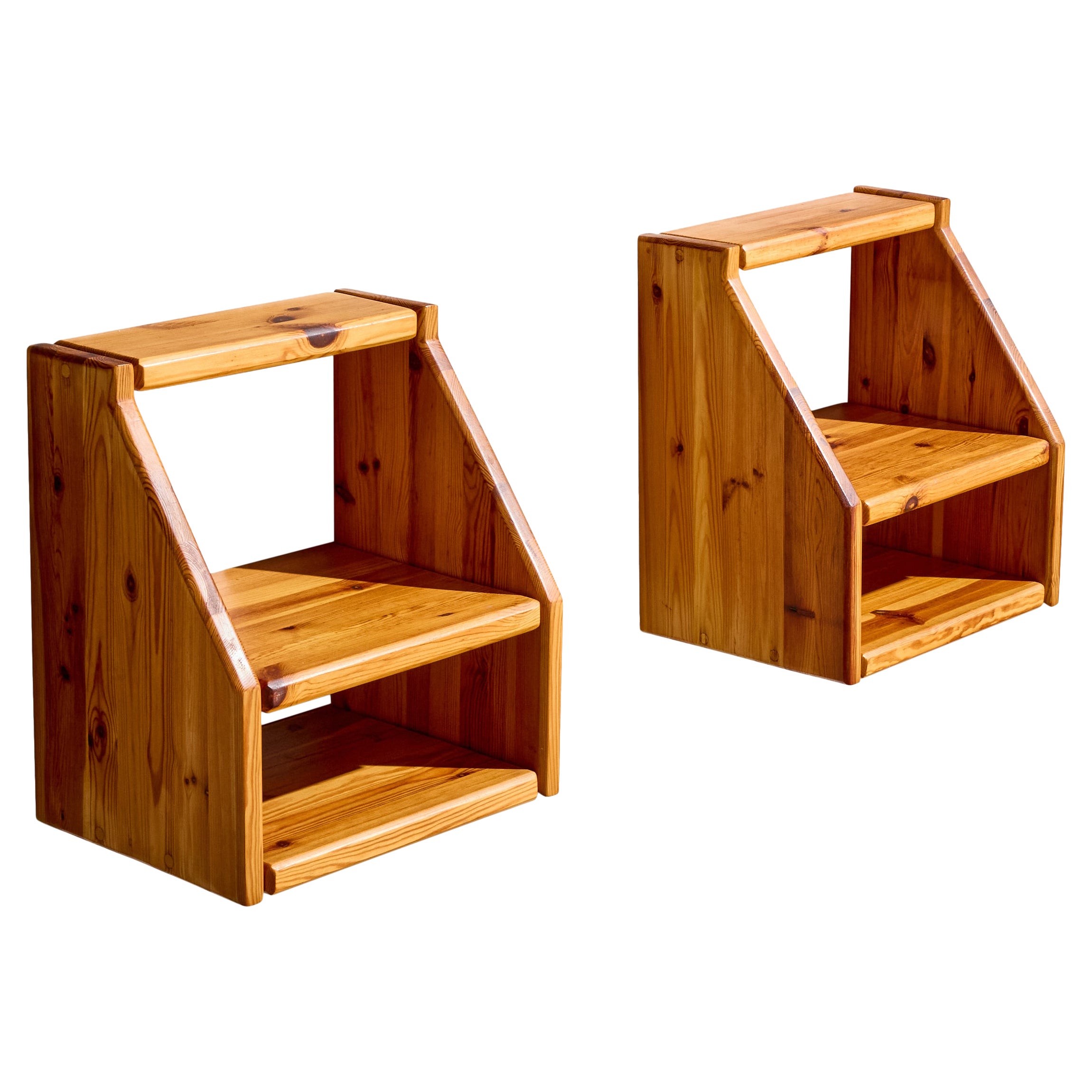 Schwedische Designerin, Nachttische, Kiefernholz, Schweden, 1970er Jahre