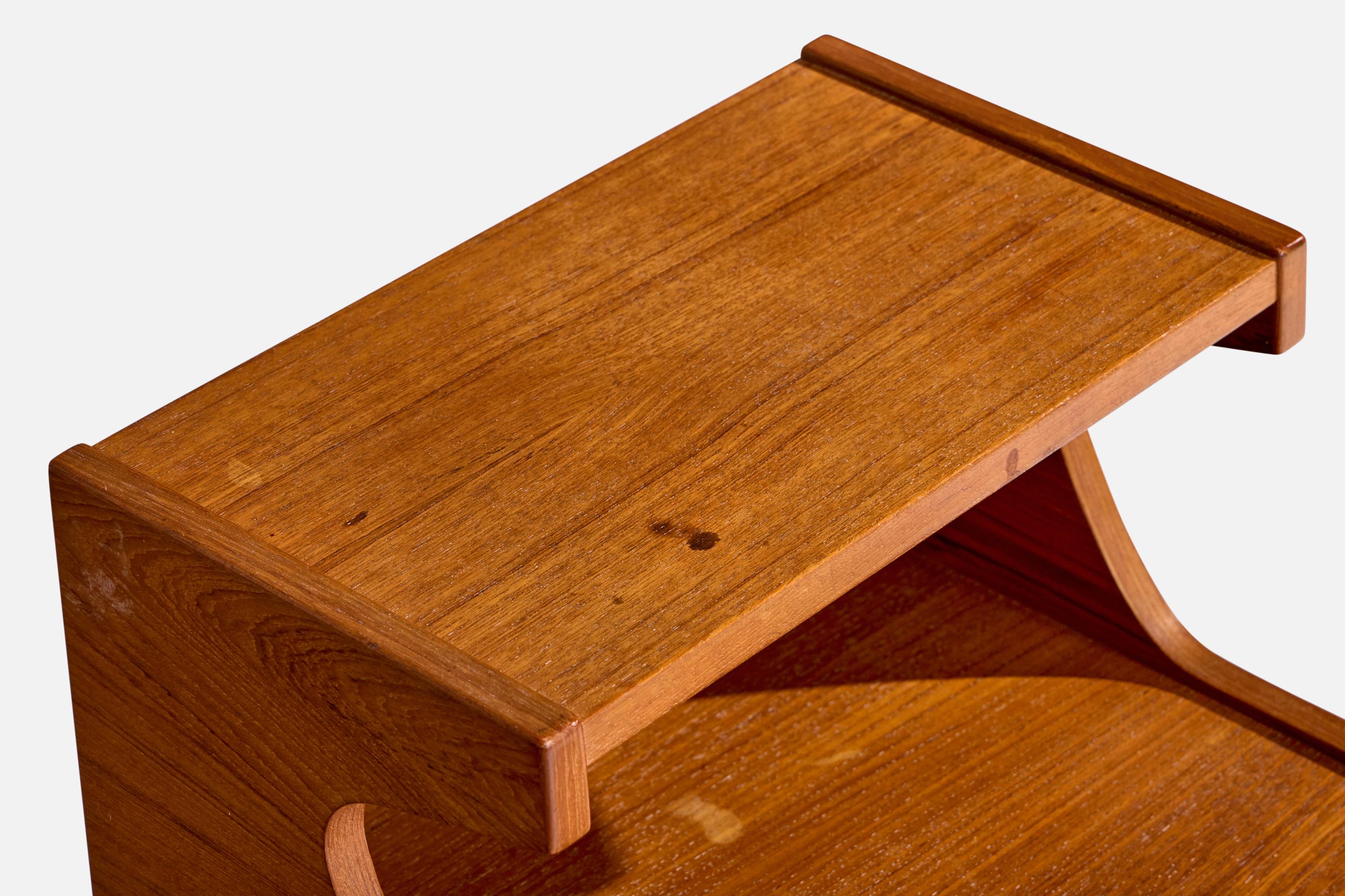 Comodini di design svedese, teak, quercia, Svezia, anni '50 in vendita 1