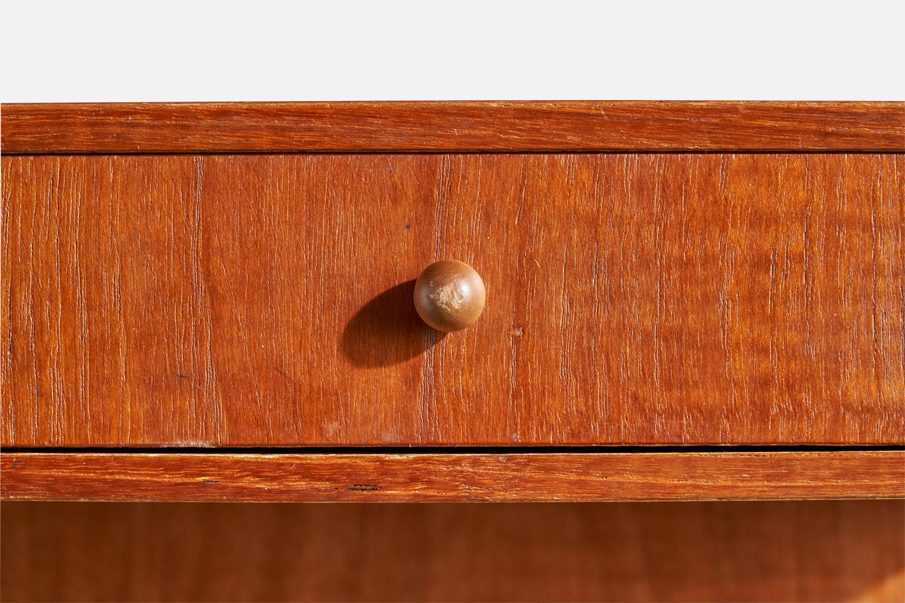 Swedish Designer, Nightstands, Teak, Pine, Sweden, 1950s For Sale 5